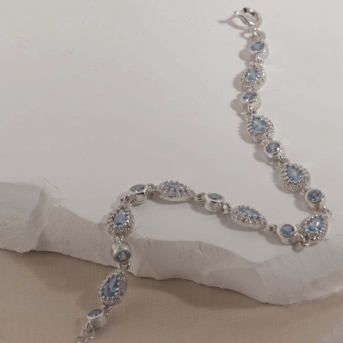Damla Taşlı Bileklik 718551 Silver