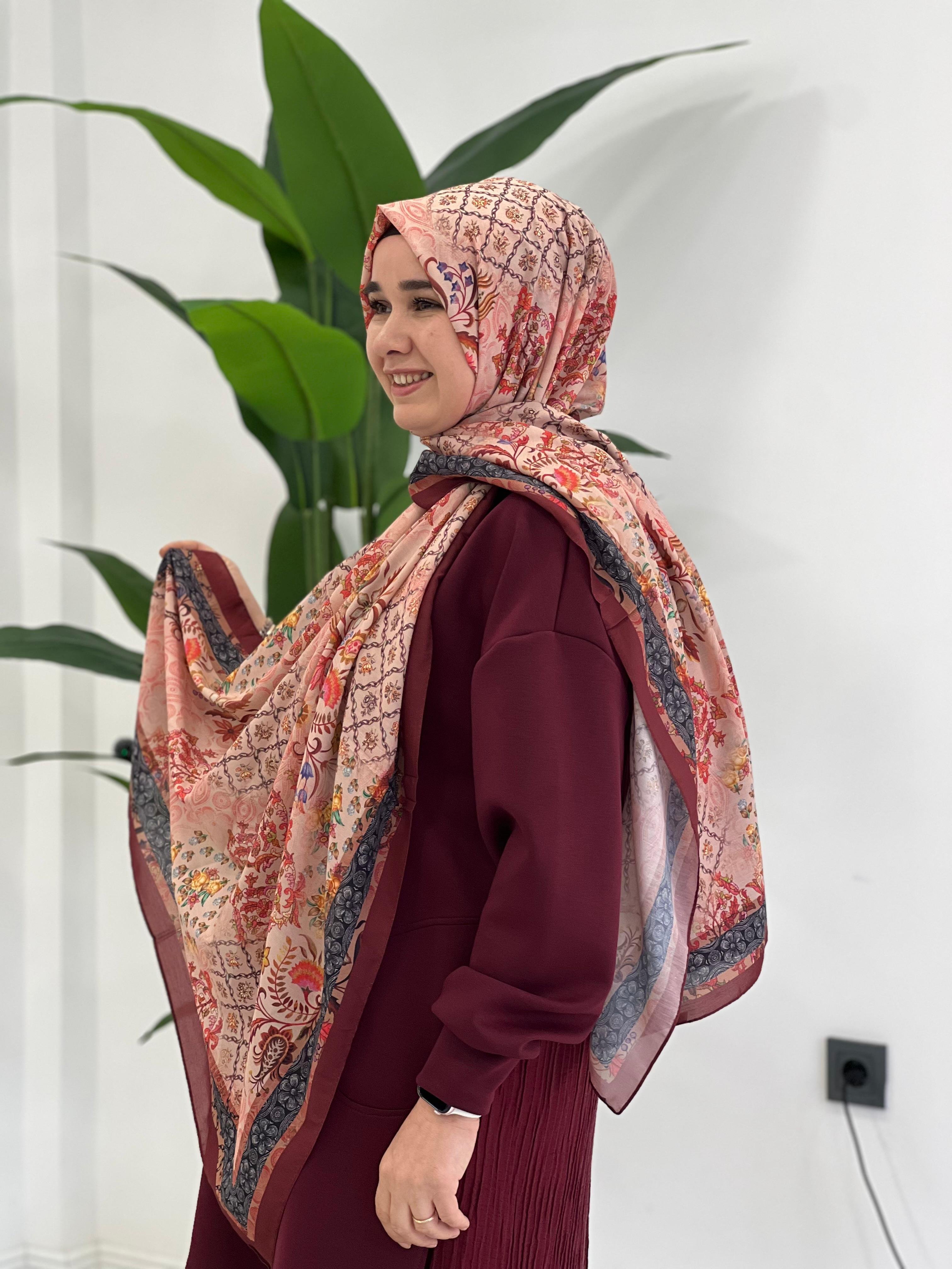 Bordo Desenli Şal