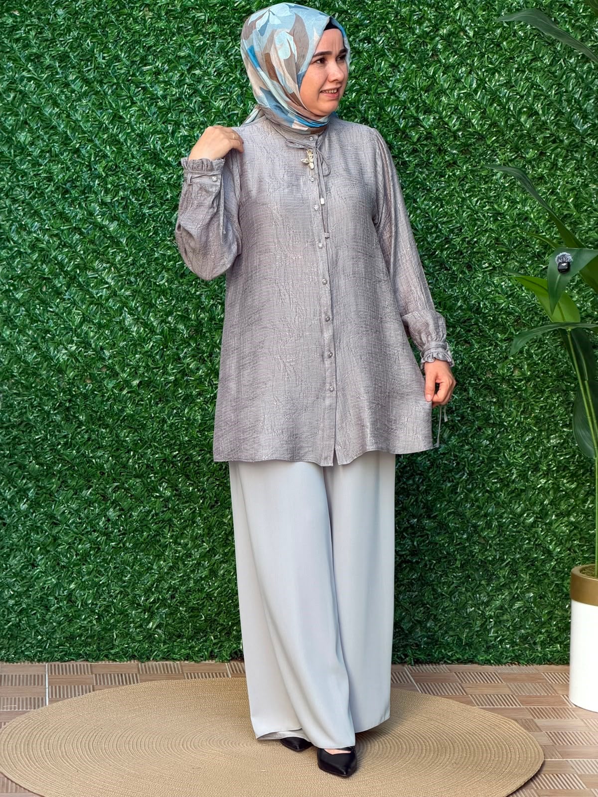 Gri Özel Dokuma Tunik