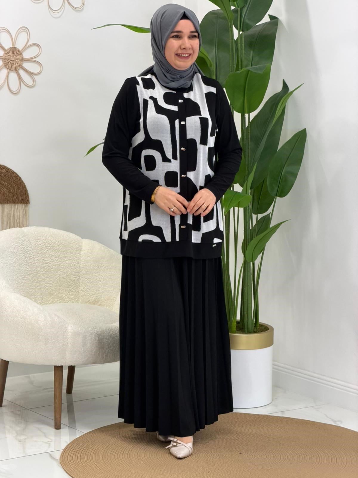 Gri Zebra Etekli Takım