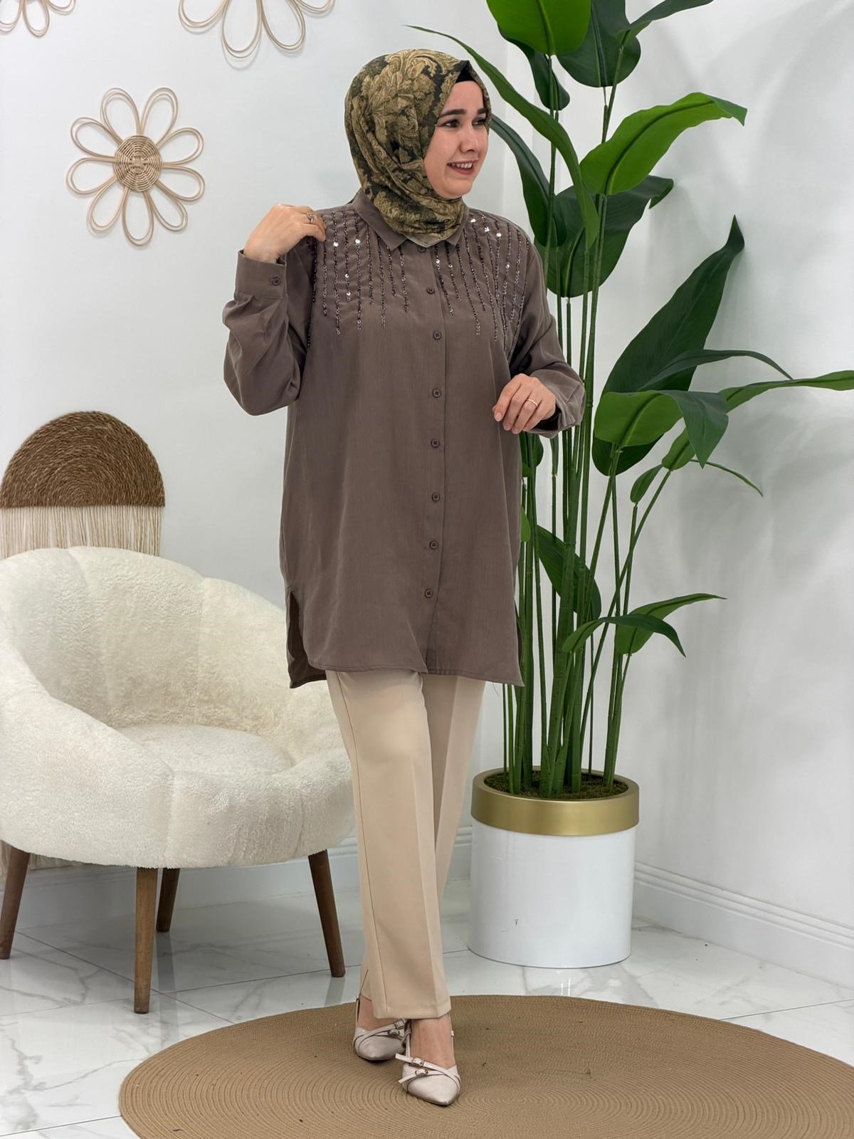 Kahve Pul Detaylı  Tunik