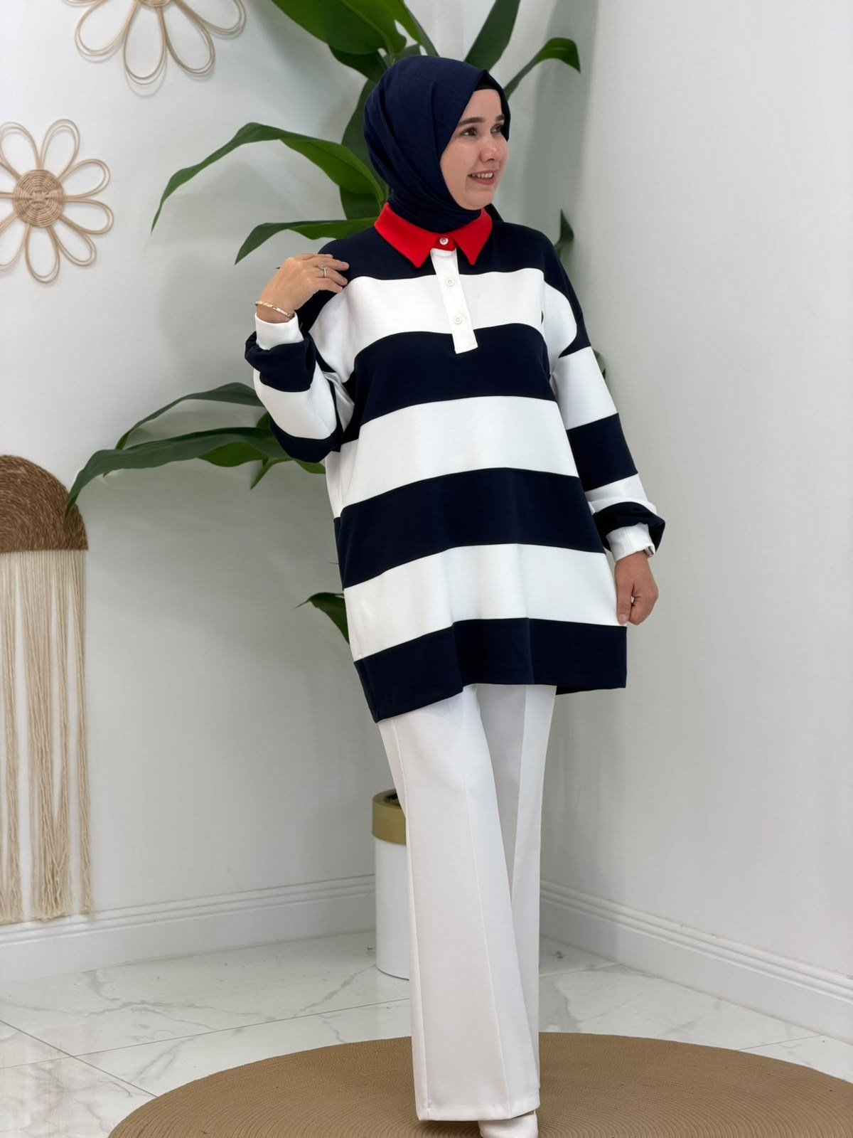 Lacivert Polo Yaka Kalın Çizgili Sweatshirt