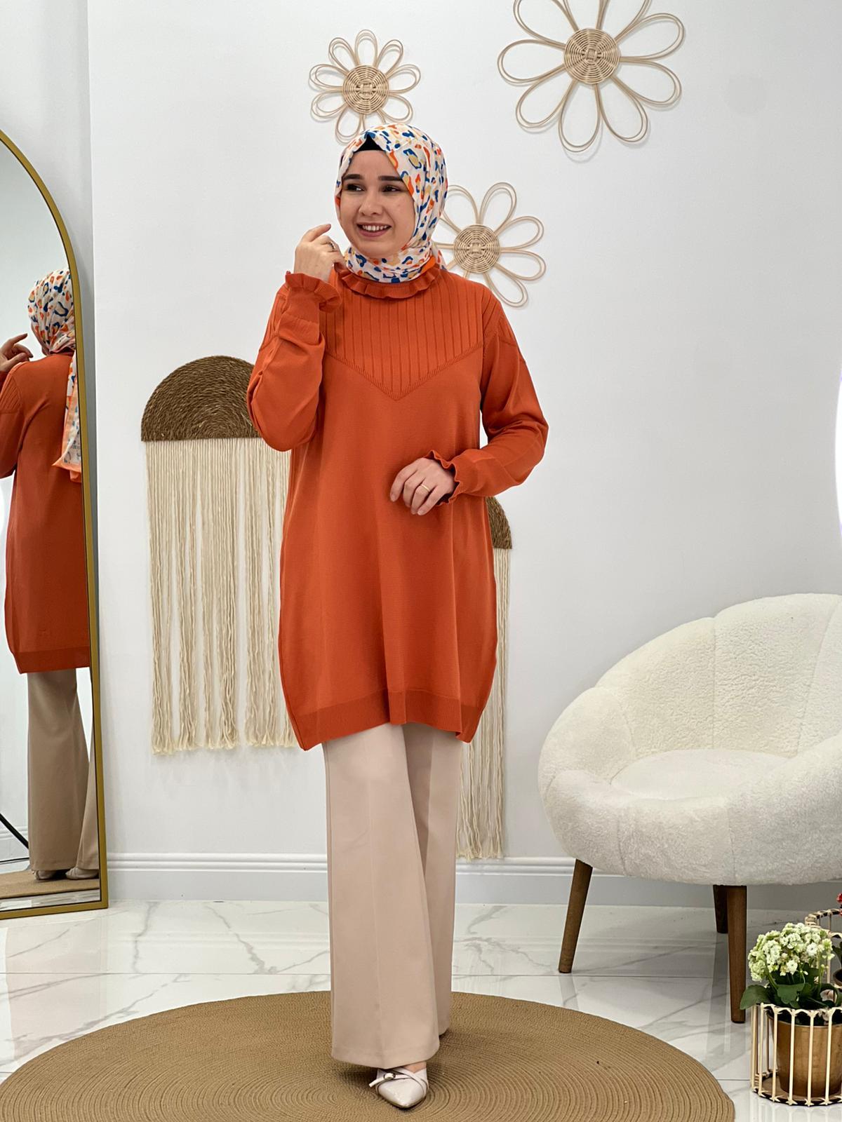 Oranj  Fırfırlı Triko Tunik