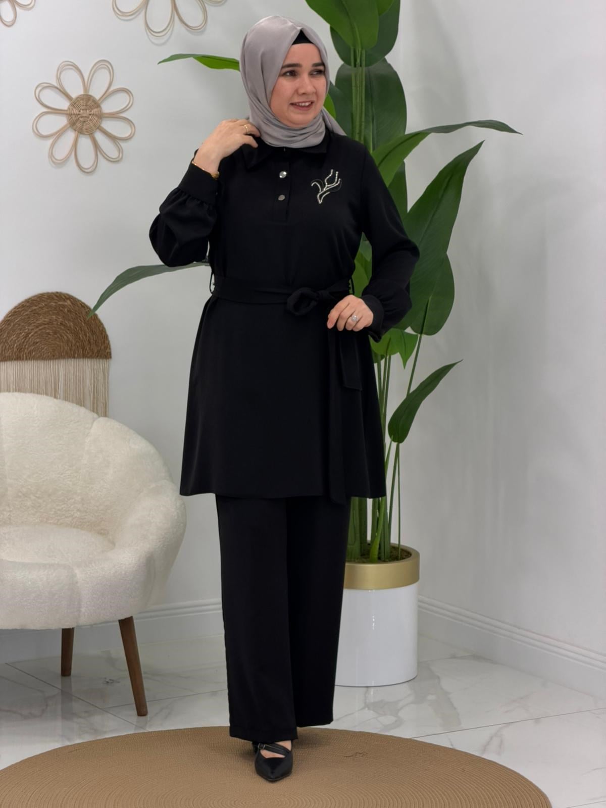 Siyah Lale Takım