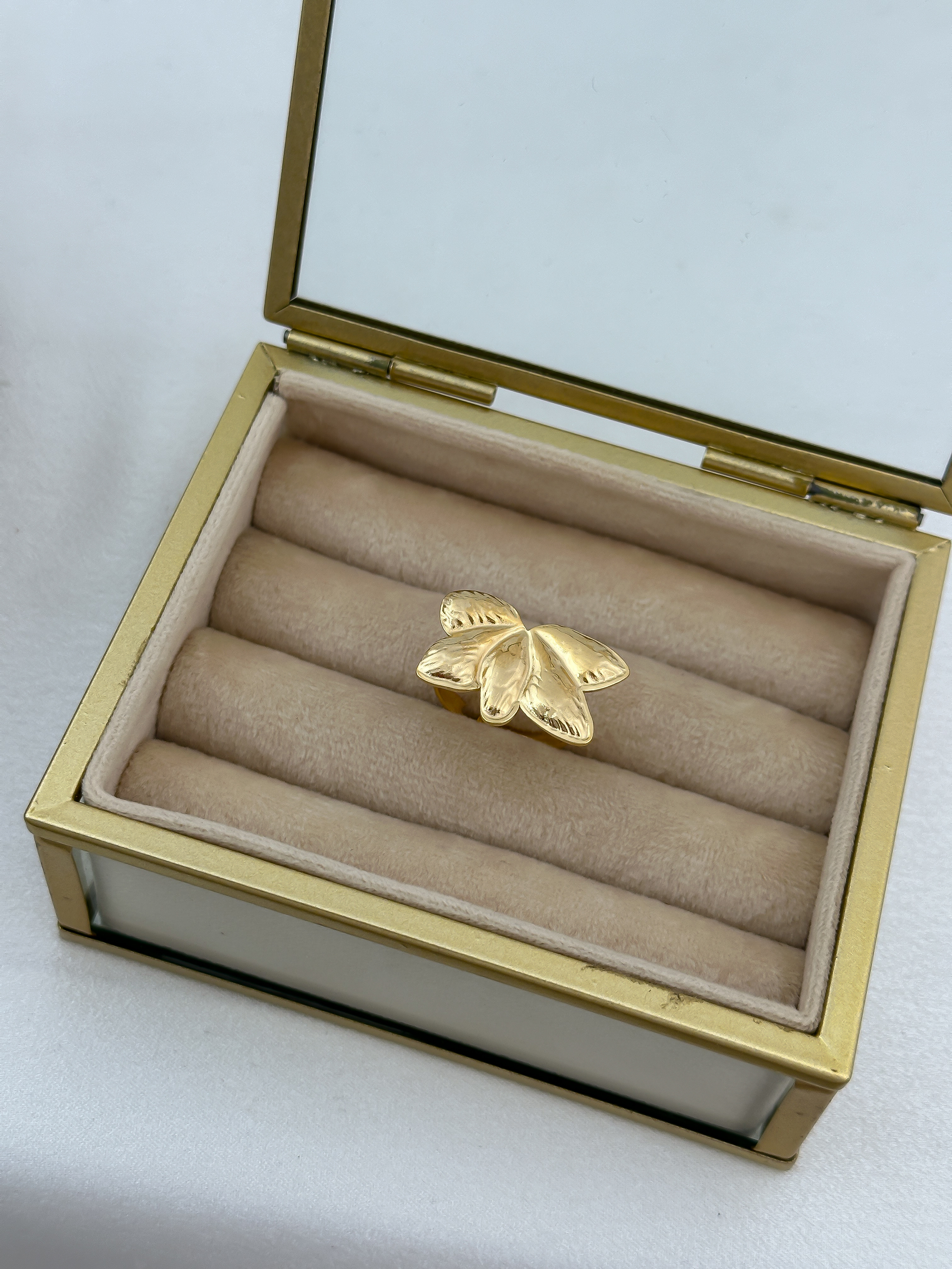 Çelik Desenli Plaka Çiçek Figür Ayarlanabilir Yüzük