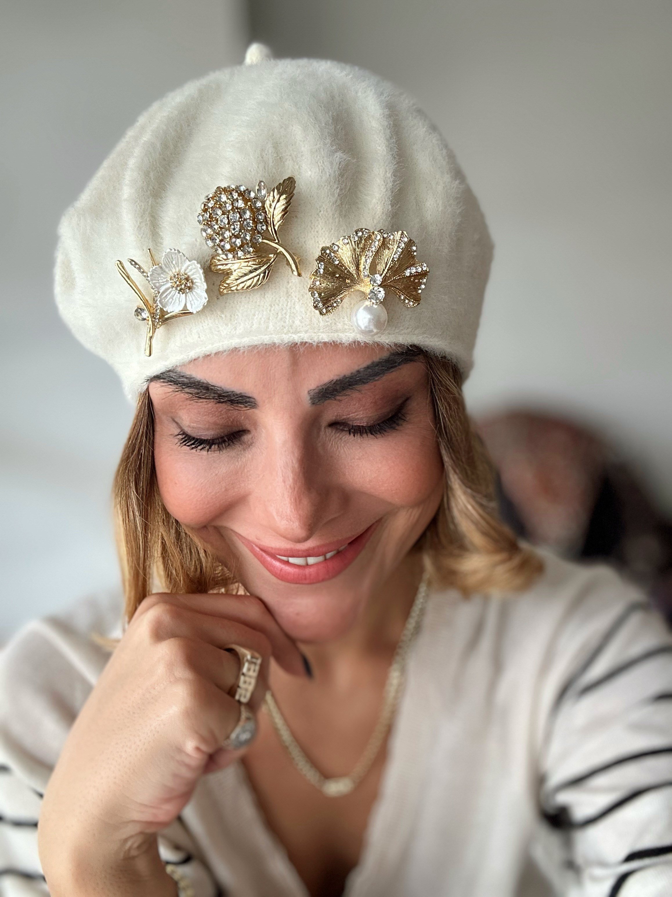 Ekru Peluş Fransız Model Ressam Bere Kombini