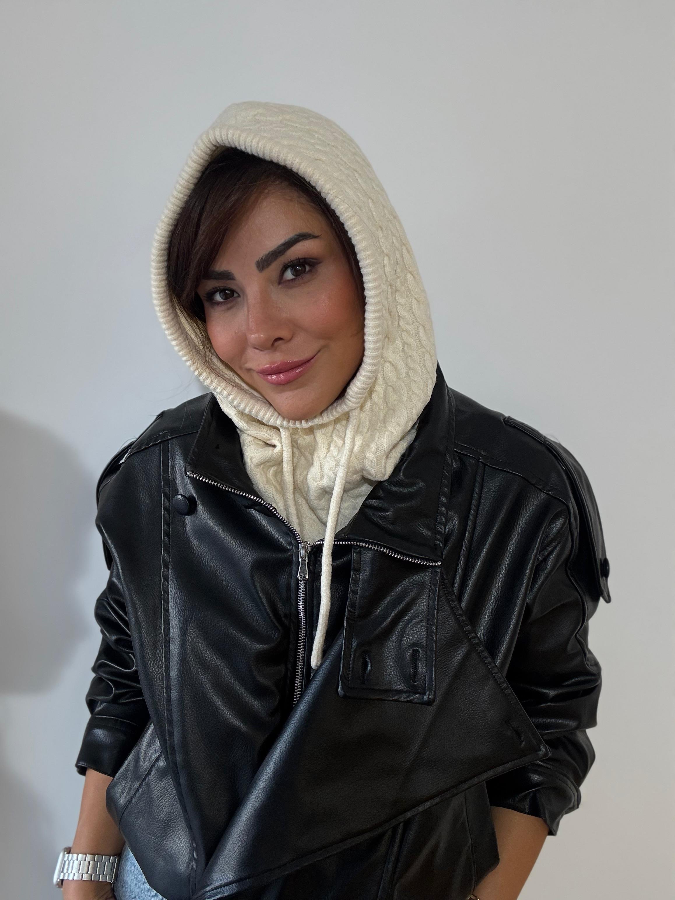 Krem Renk Yumuşak Dokulu Örgü Model Balaclava