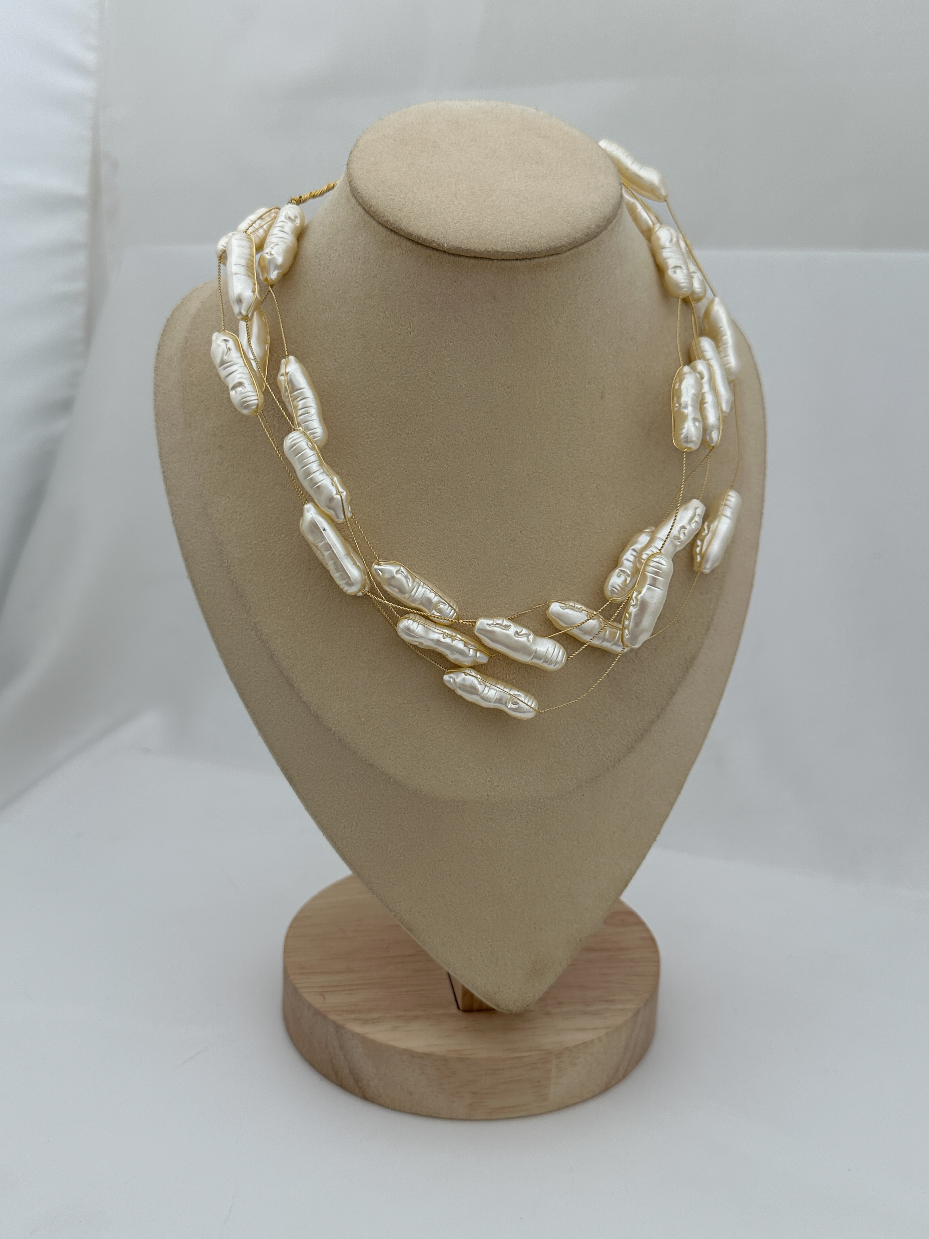 Özel Seri Çoklu Görünüm Barok İnci Detay Tel Choker Kolye (46 Cm)