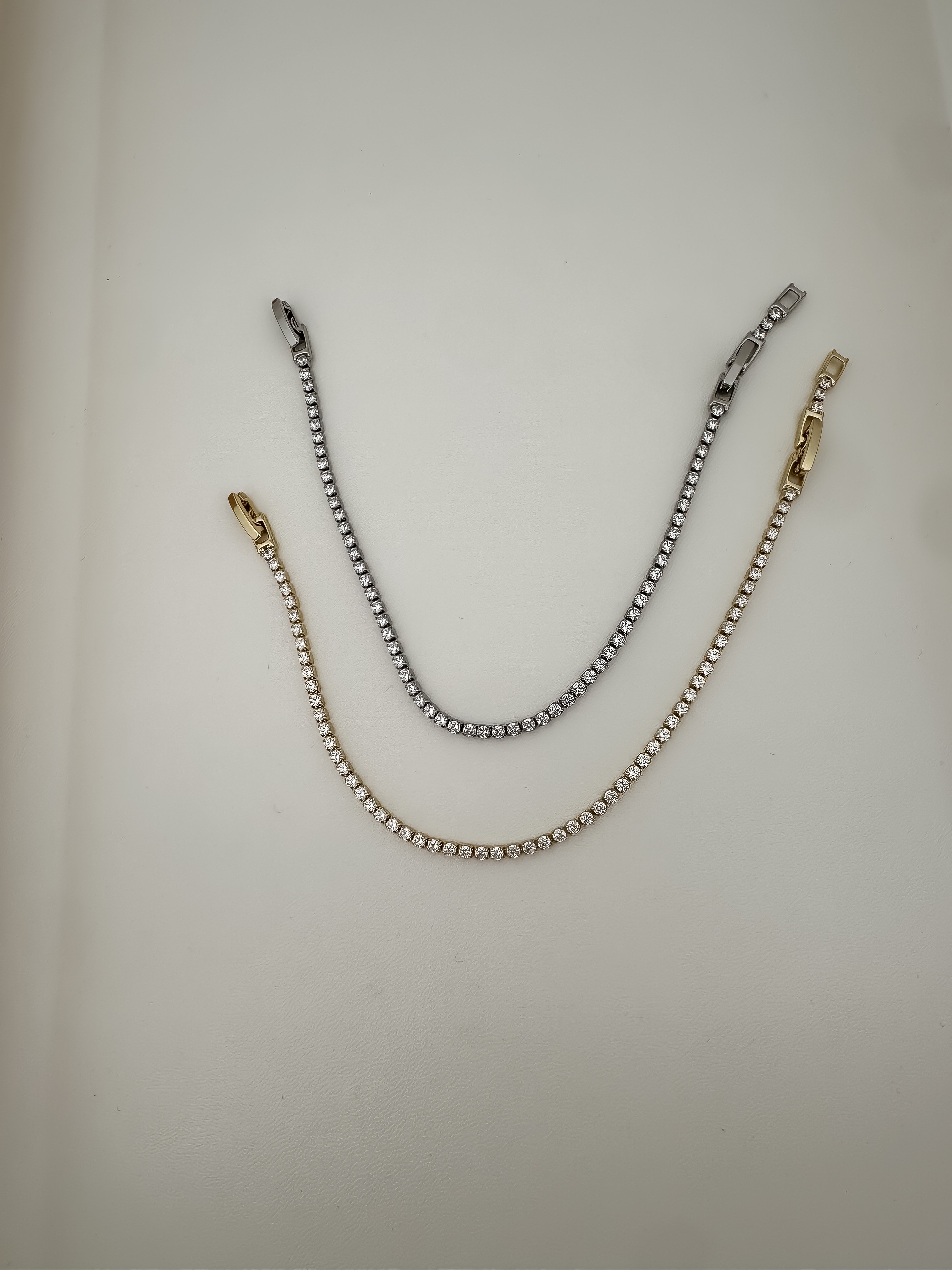 Özel Seri Zirkon Taşlı Su Yolu 2 mm Bileklik ( 19 Cm )