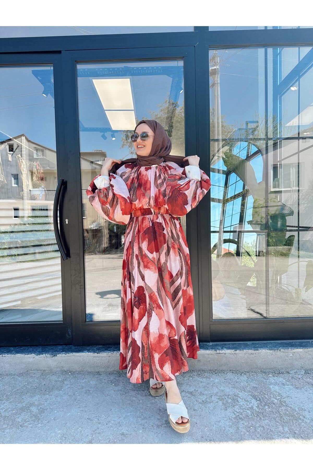 Moda Ala Çiçek Desenli Takım Bordo