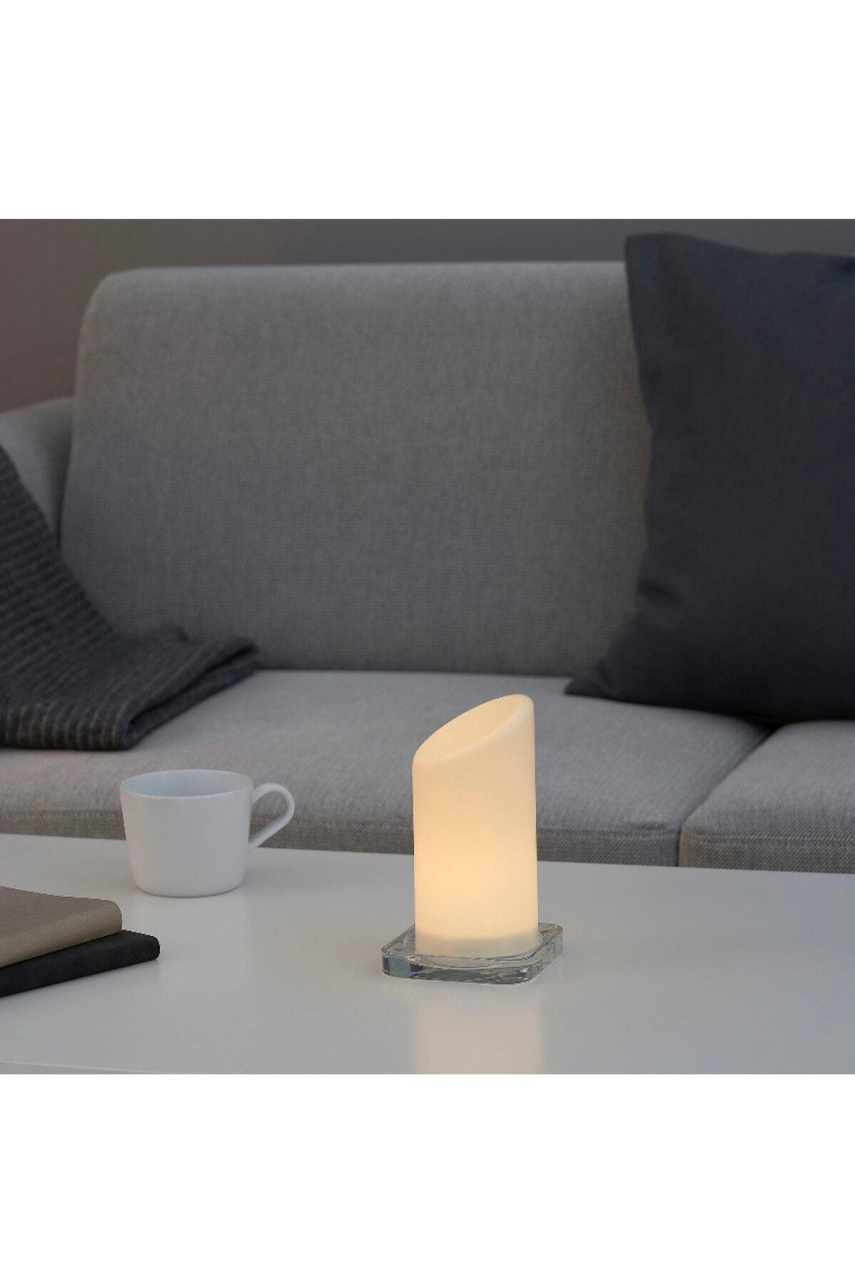 Adellövskog Beyaz 16 Cm Led'li Blok Mum Ürün
