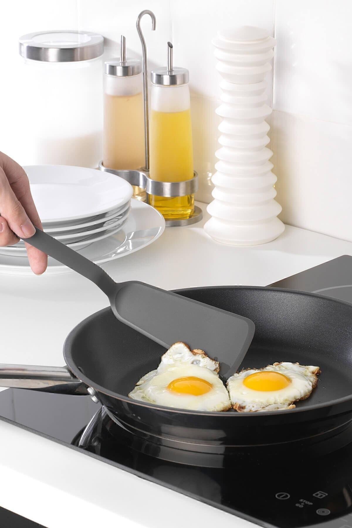 Fullandad Spatula