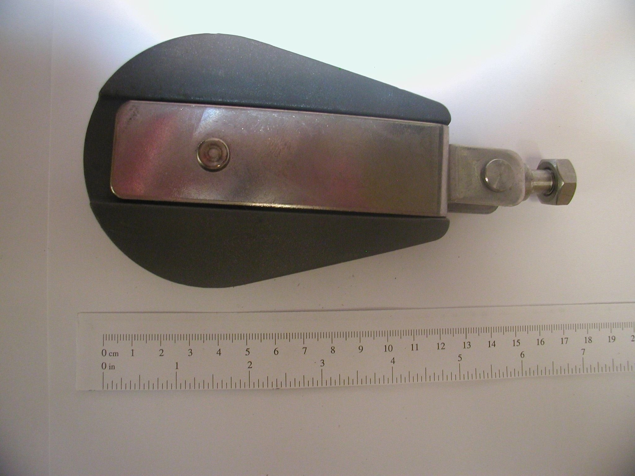 Z-SPARS - MAST BASE SWIVEL BLOCK (80 MM SHEAVE) - 10 MM STUD