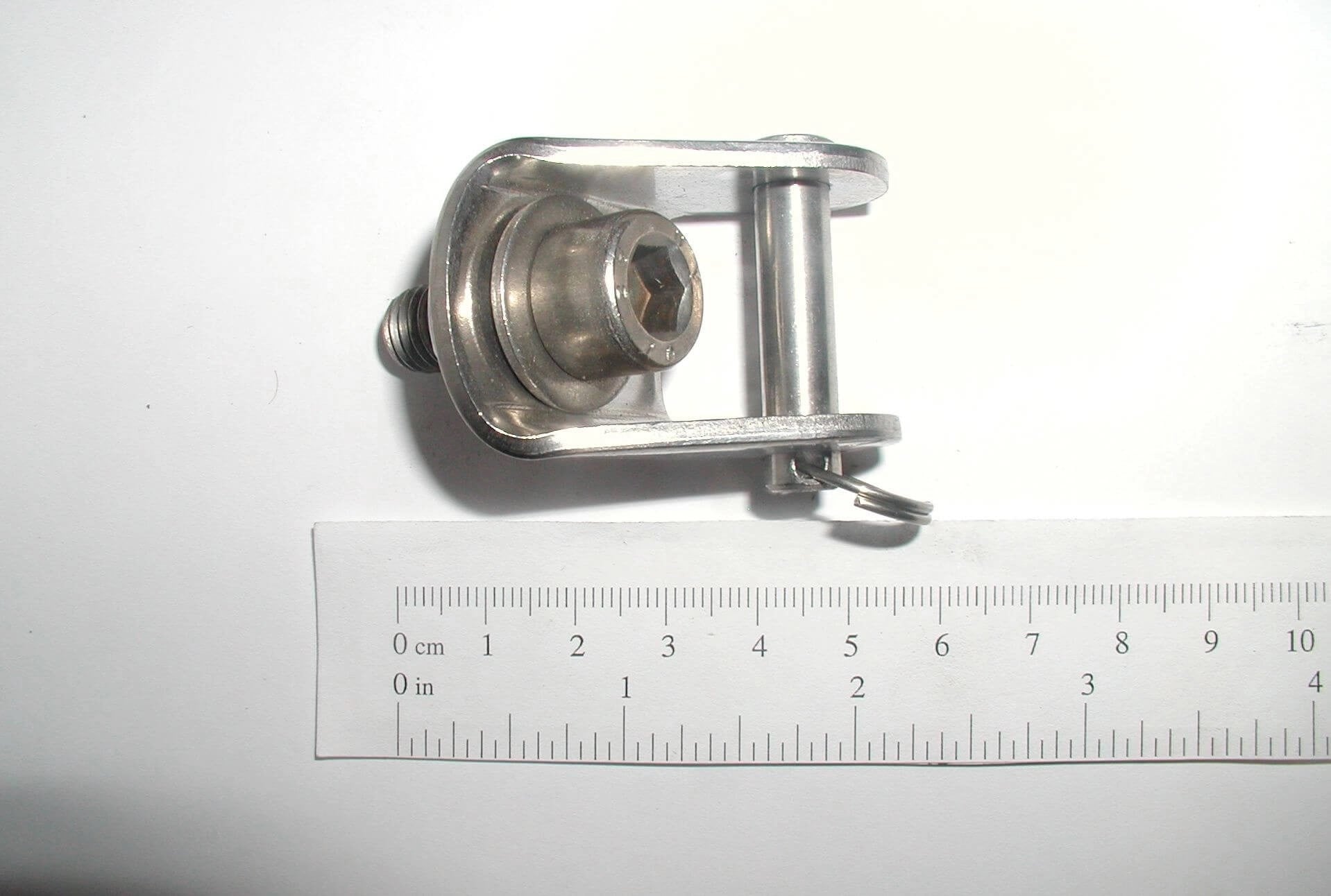 Z-SPARS - TOGGLE MAST STEP (18 MM OPENING) - 8 MM PIN