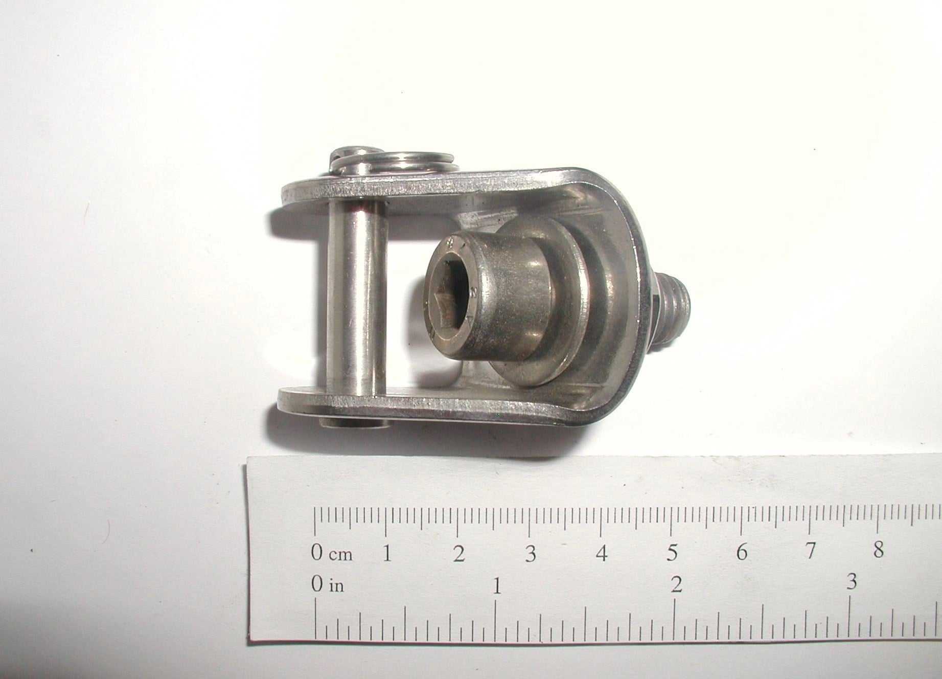 Z-SPARS - TOGGLE MAST STEP (24 MM OPENING) - 8 MM PIN