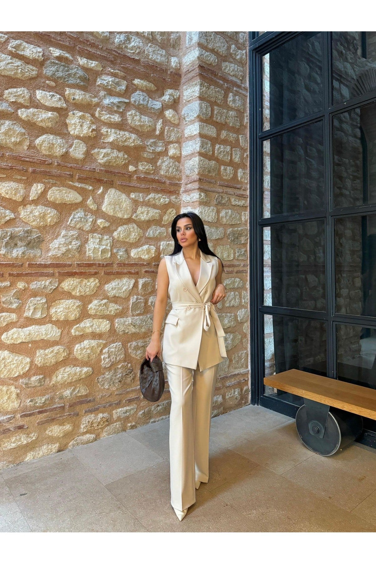 Düğmeli Yelekli Bağlamalı İkili Blazer Takım