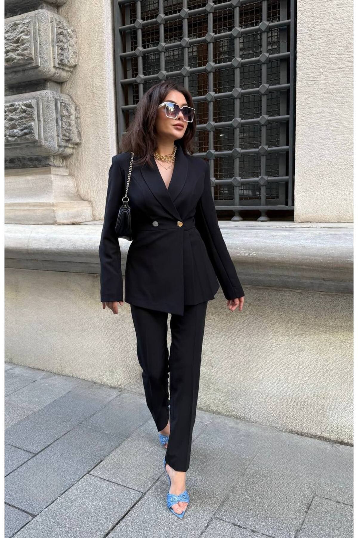 Kadın Pile Detaylı Blazer Ceket Ve Pantolon Takımı