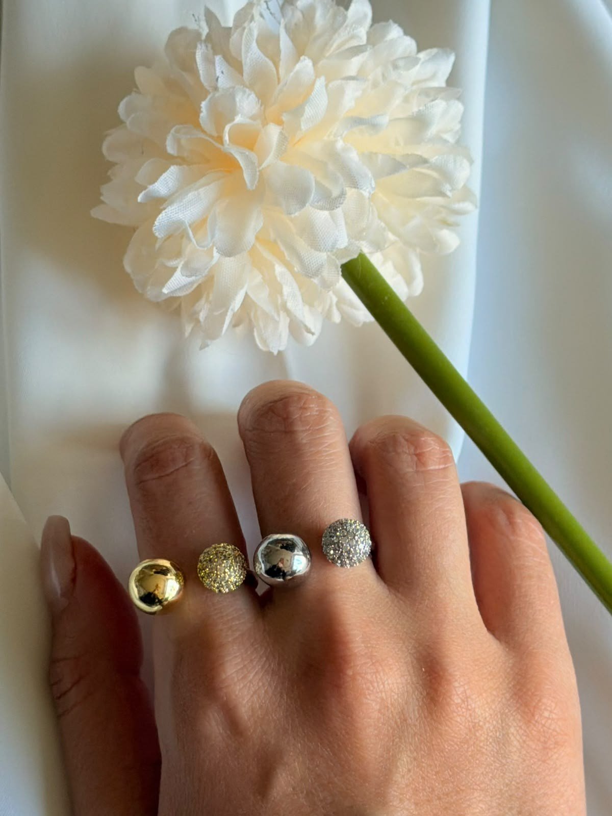 Nox Gold Ring