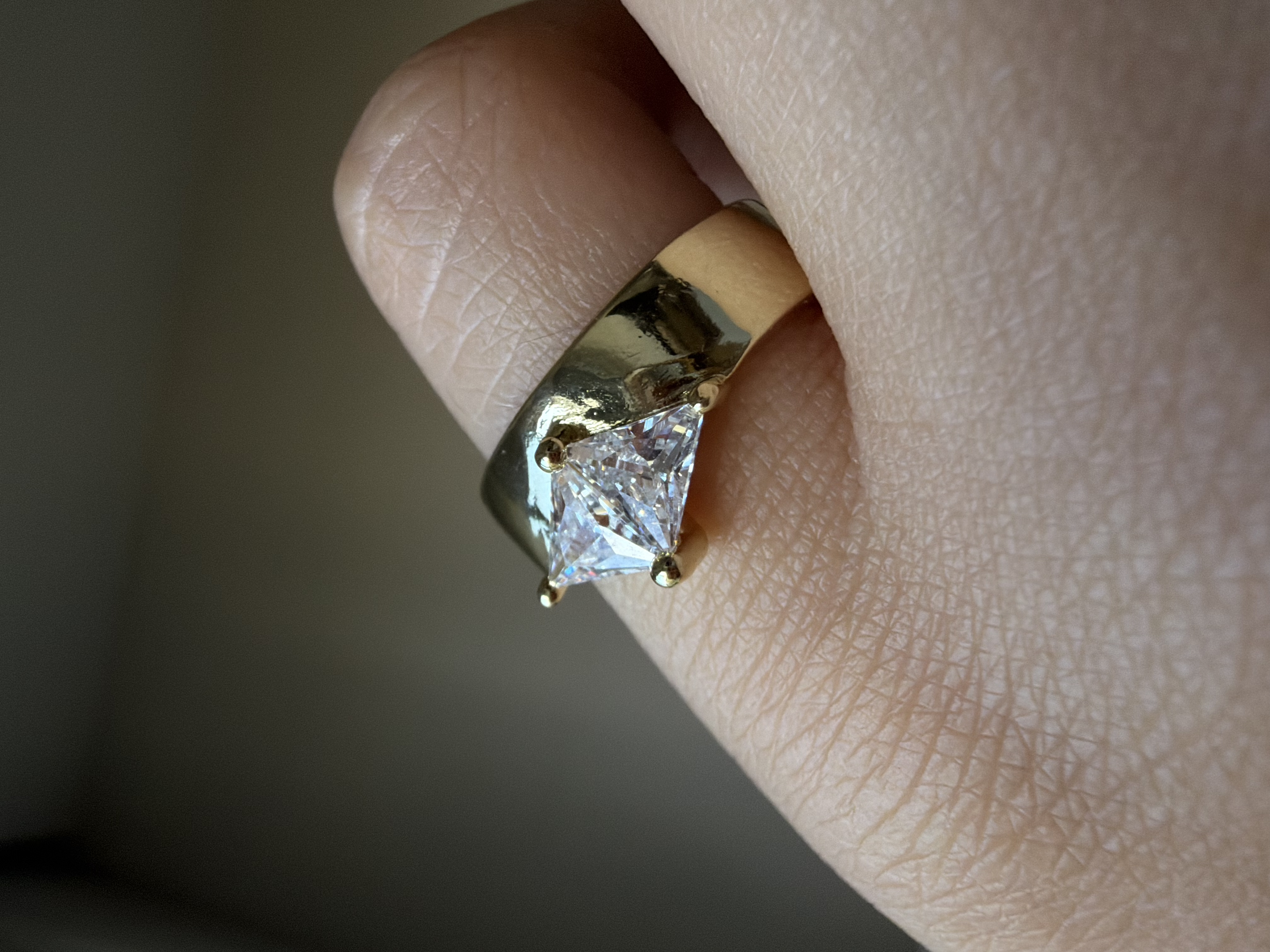 Sally Ring (serçe parmak)