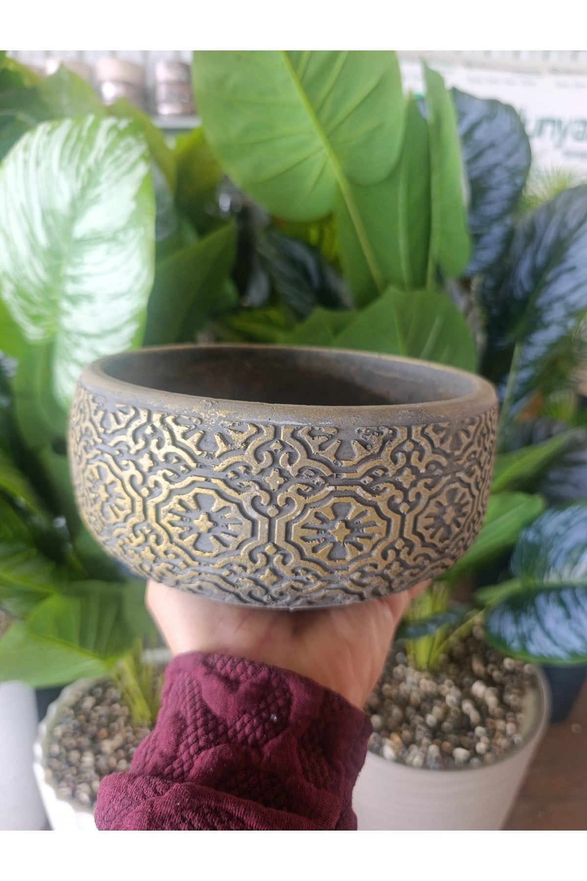 19 cm El Yapımı Beton Saksı - Altın Eskitme Desenli Dekoratif Modern Çiçeklik - Büyük Boy Lüks Saksı