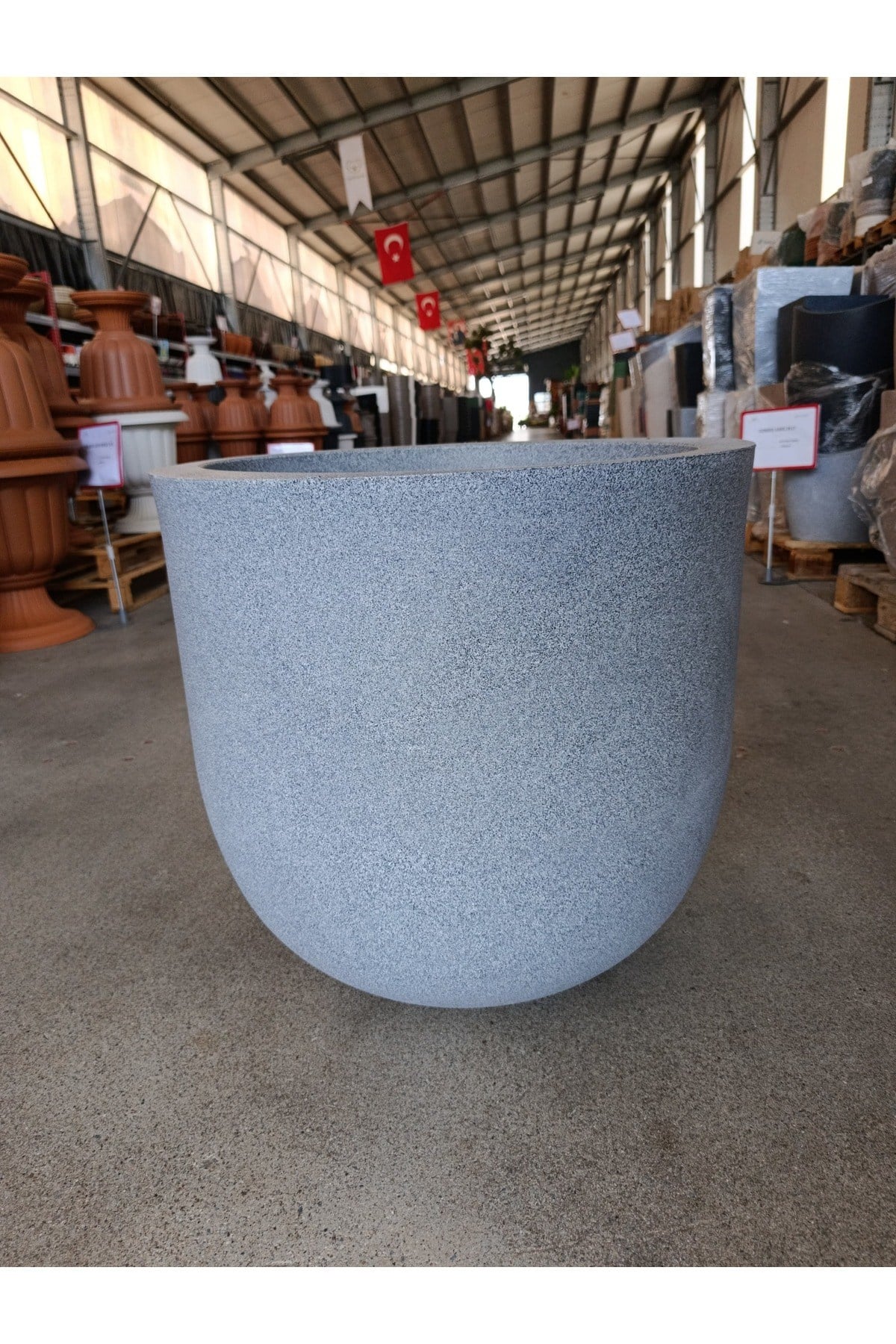 200 Litre Fiberglas Çeşme Saksısı