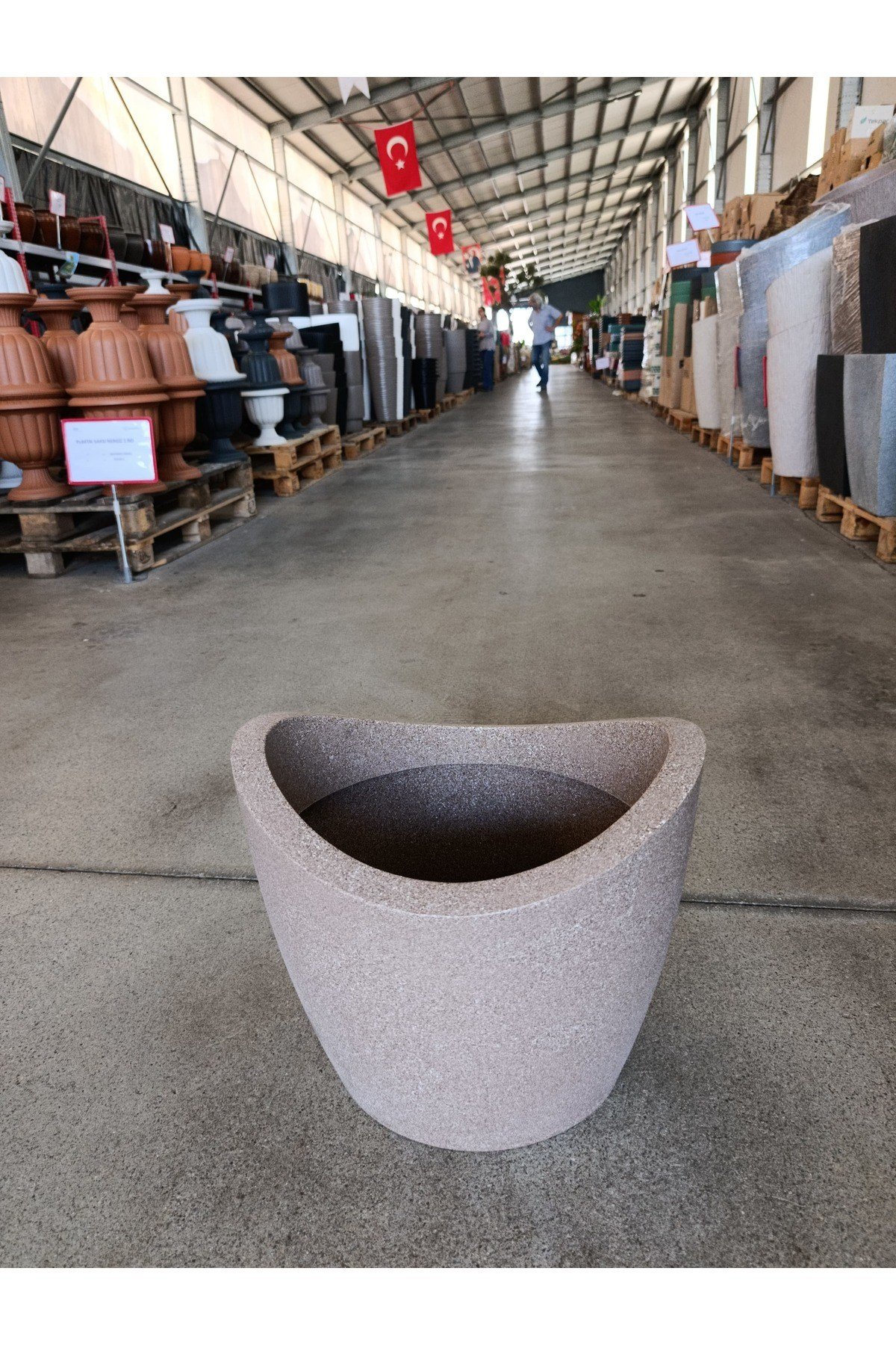 28 Litre Fiberglas Gondol Saksı