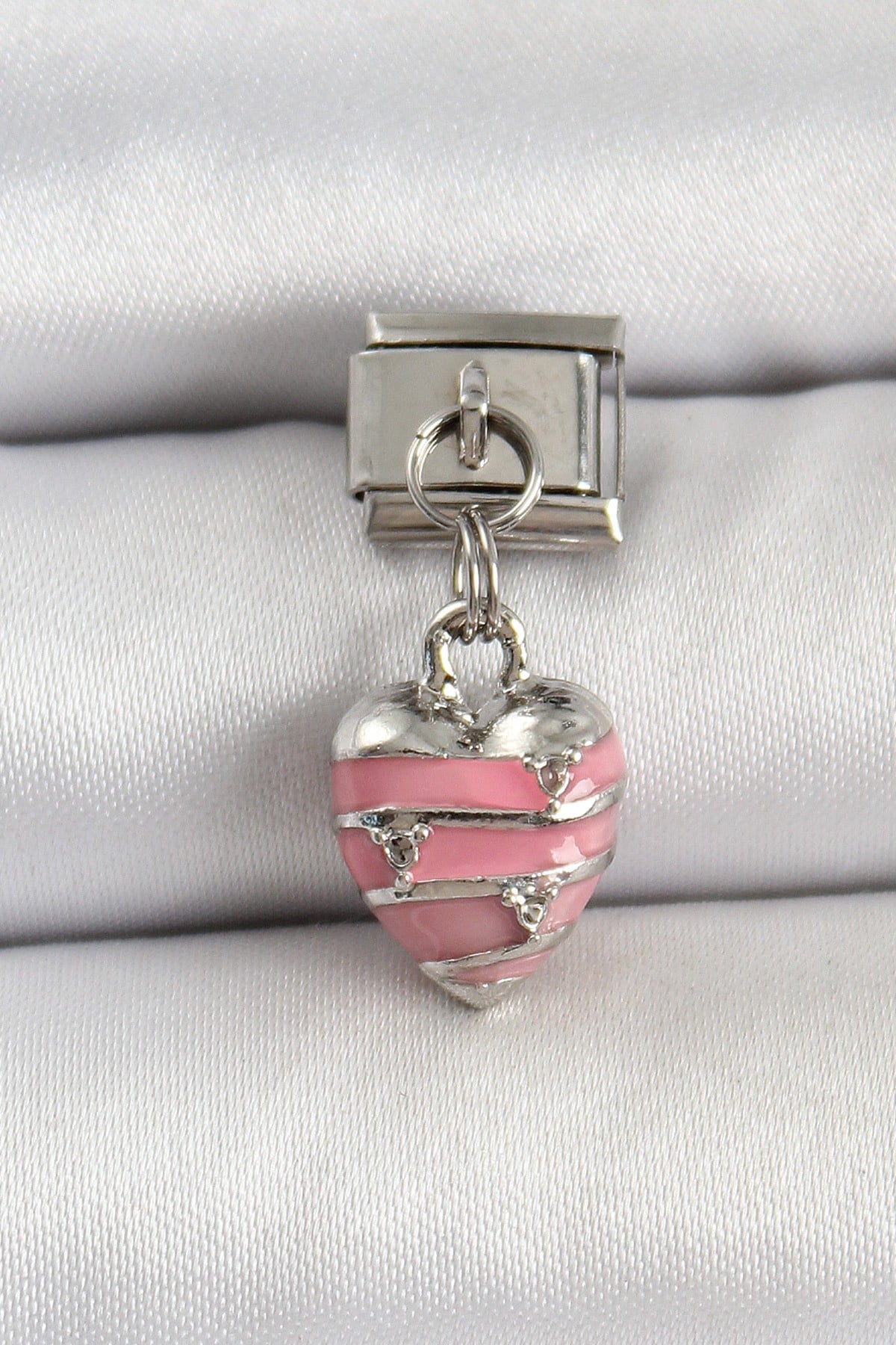 316L Çelik Gümüş Renk Pembe Kalp Model Nomination Charm