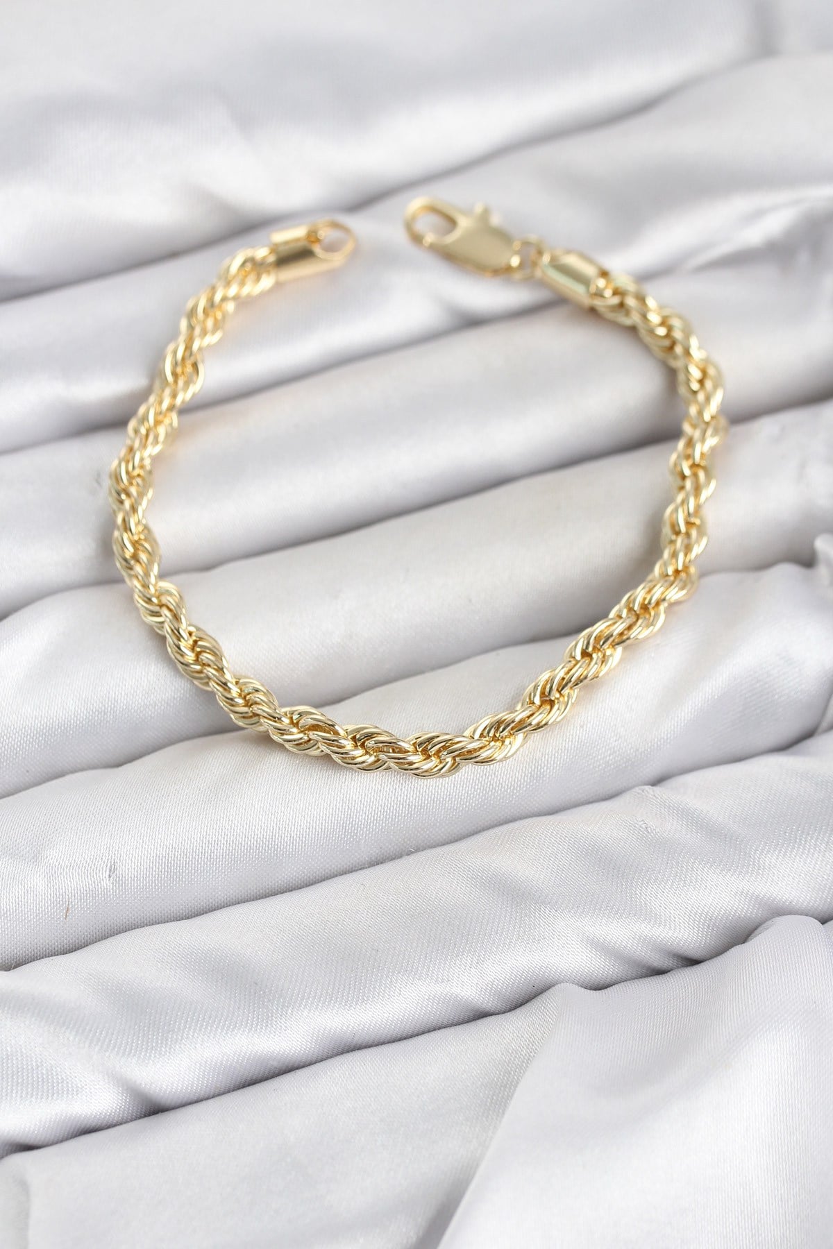 CM Burgu Model Gold Renk Pirinç Kadın Bileklik