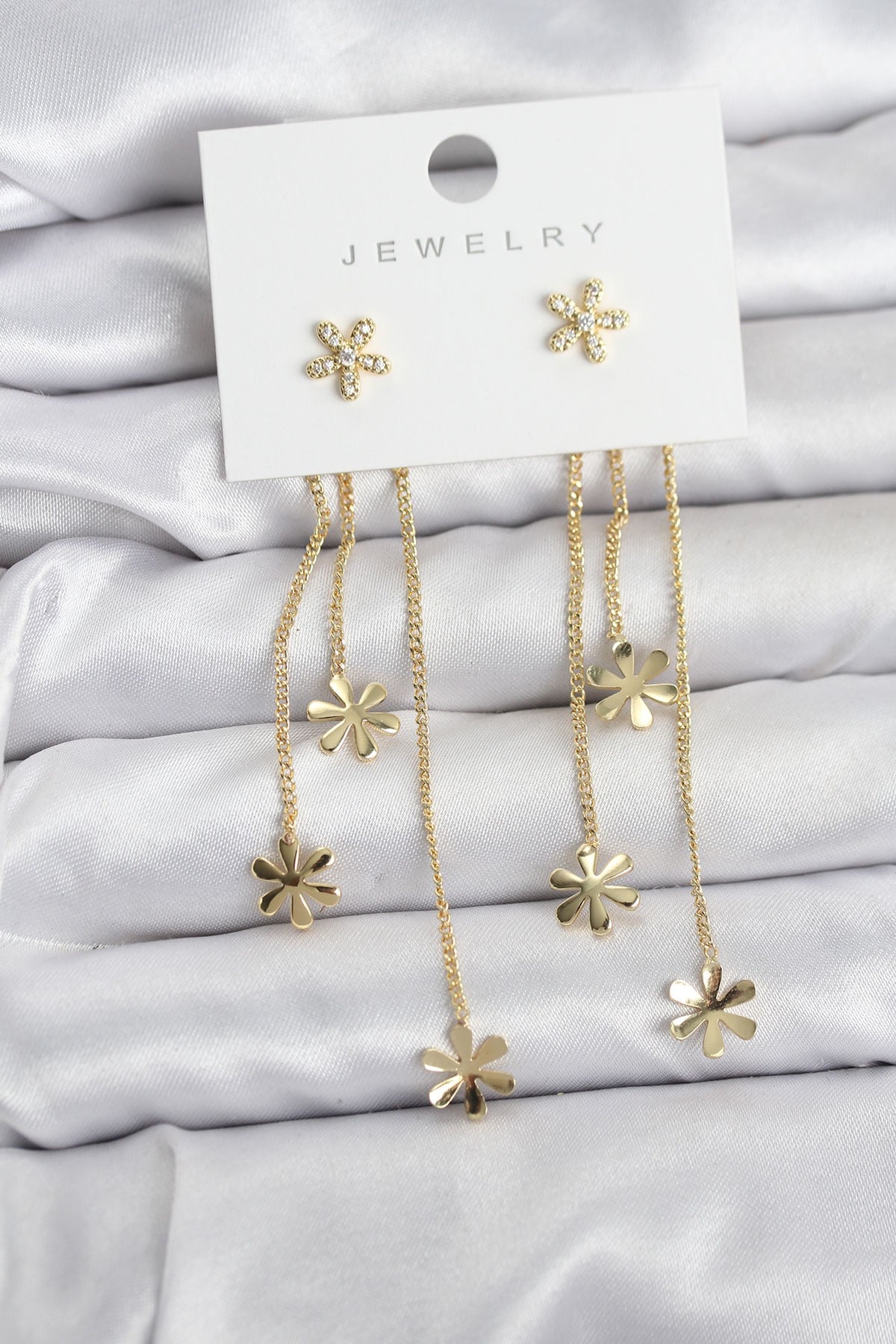 Papatya Model Gold Renk Pirinç Sallantılı Kadın Küpe