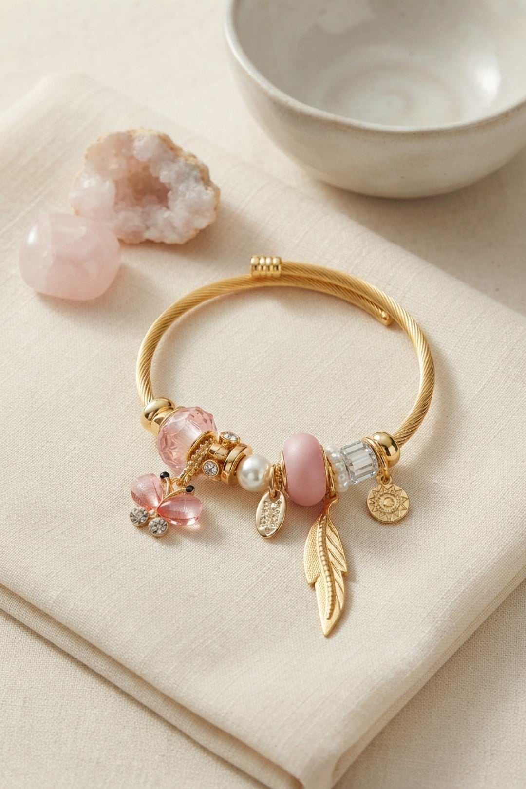 Pembe Kelebek Model Charmlı Bileklik