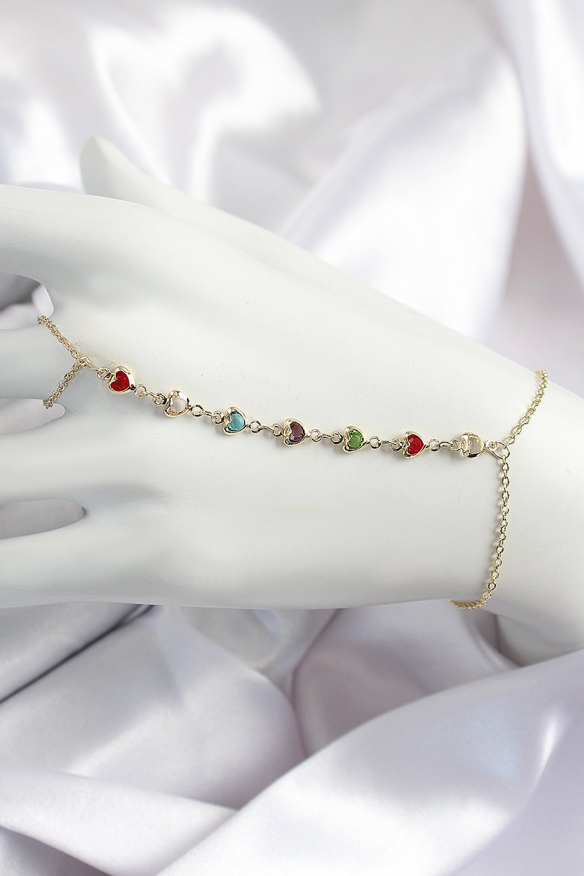 Pirinç Renkli Kalpli Zirkon Taşlı Y Model Gold Renk Kadın Şahmeran