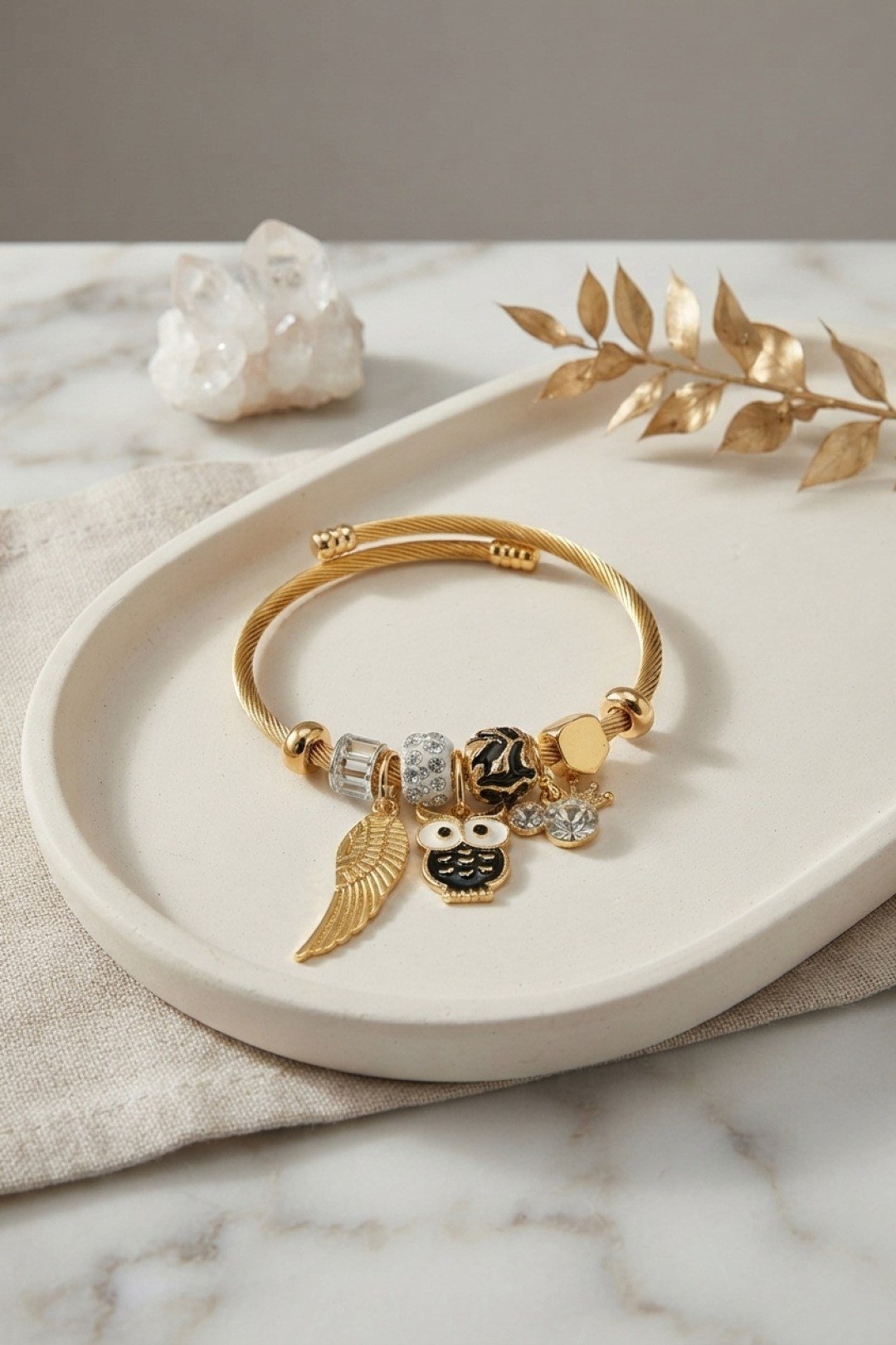 Siyah Baykuş Model Gold Renk Charmlı Bileklik