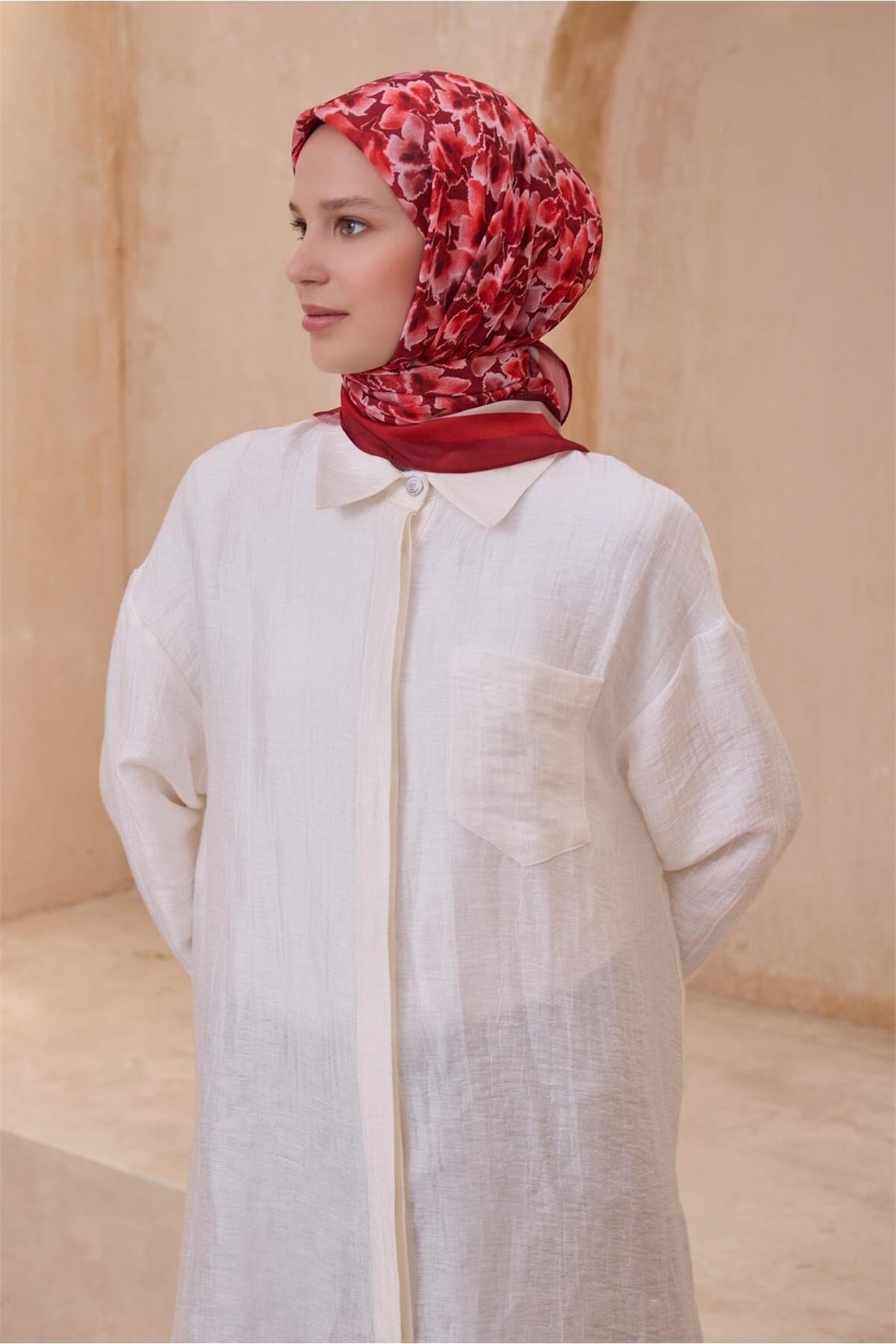 Çiçek Desen Kırmızı Premium Soft Eşarp 11 - 17