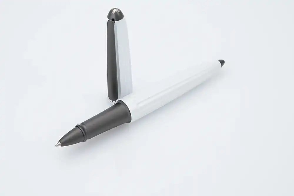 Diplomat 40321030 Aero Pearl White Roller kalem