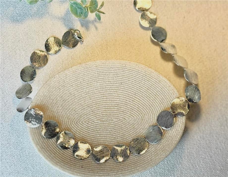 Daire Plaka Detaylı Silver Kolye  