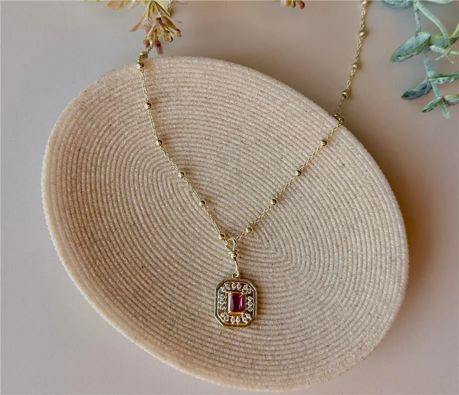 kırmızı baget taşlı top zincir kolye