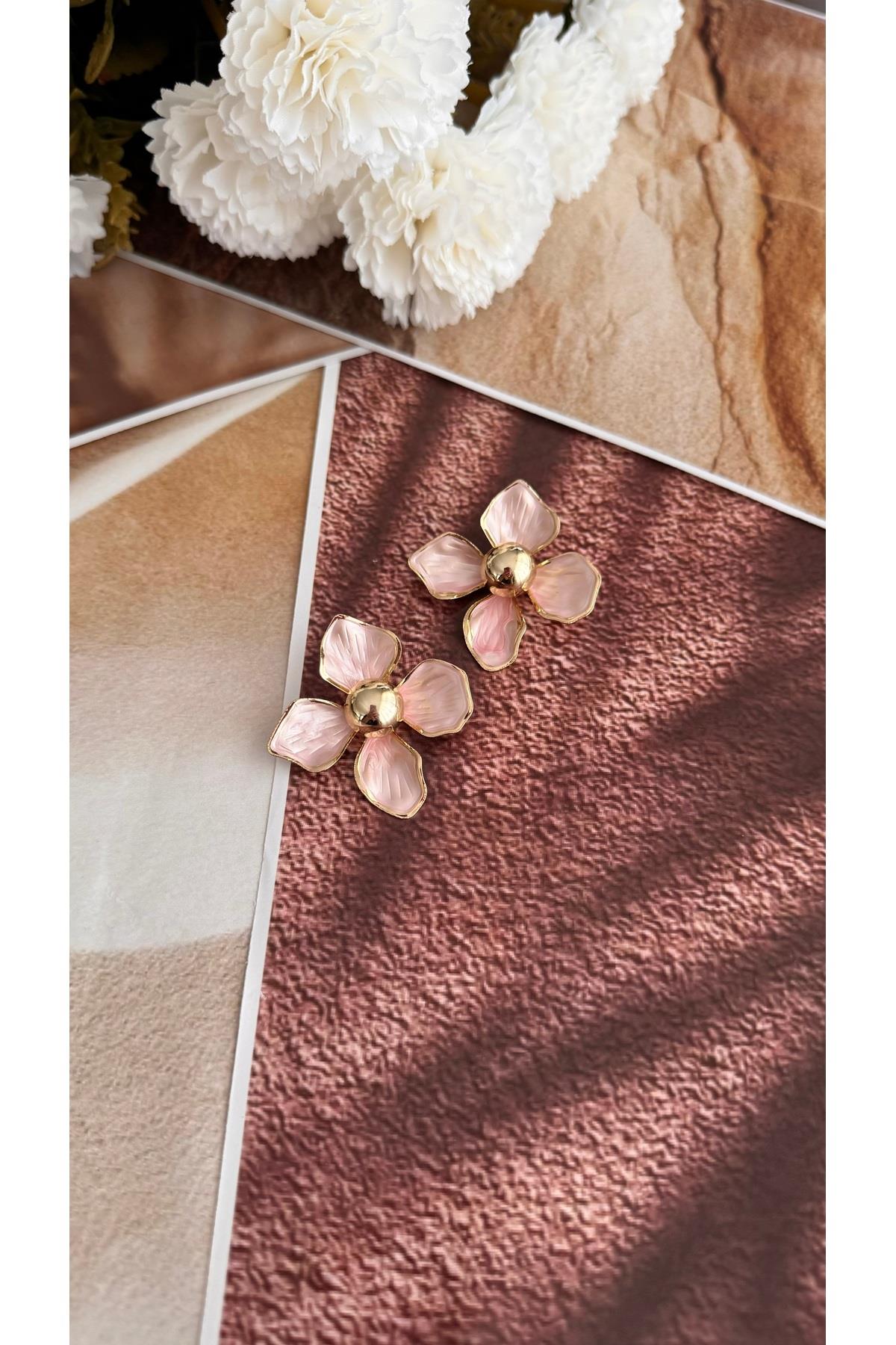 Çiçek pinterest küpe