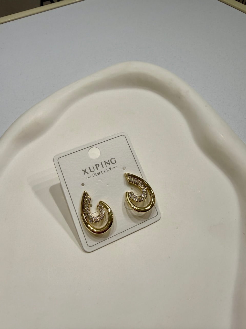 PAVE DAMLA GOLD KÜPE
