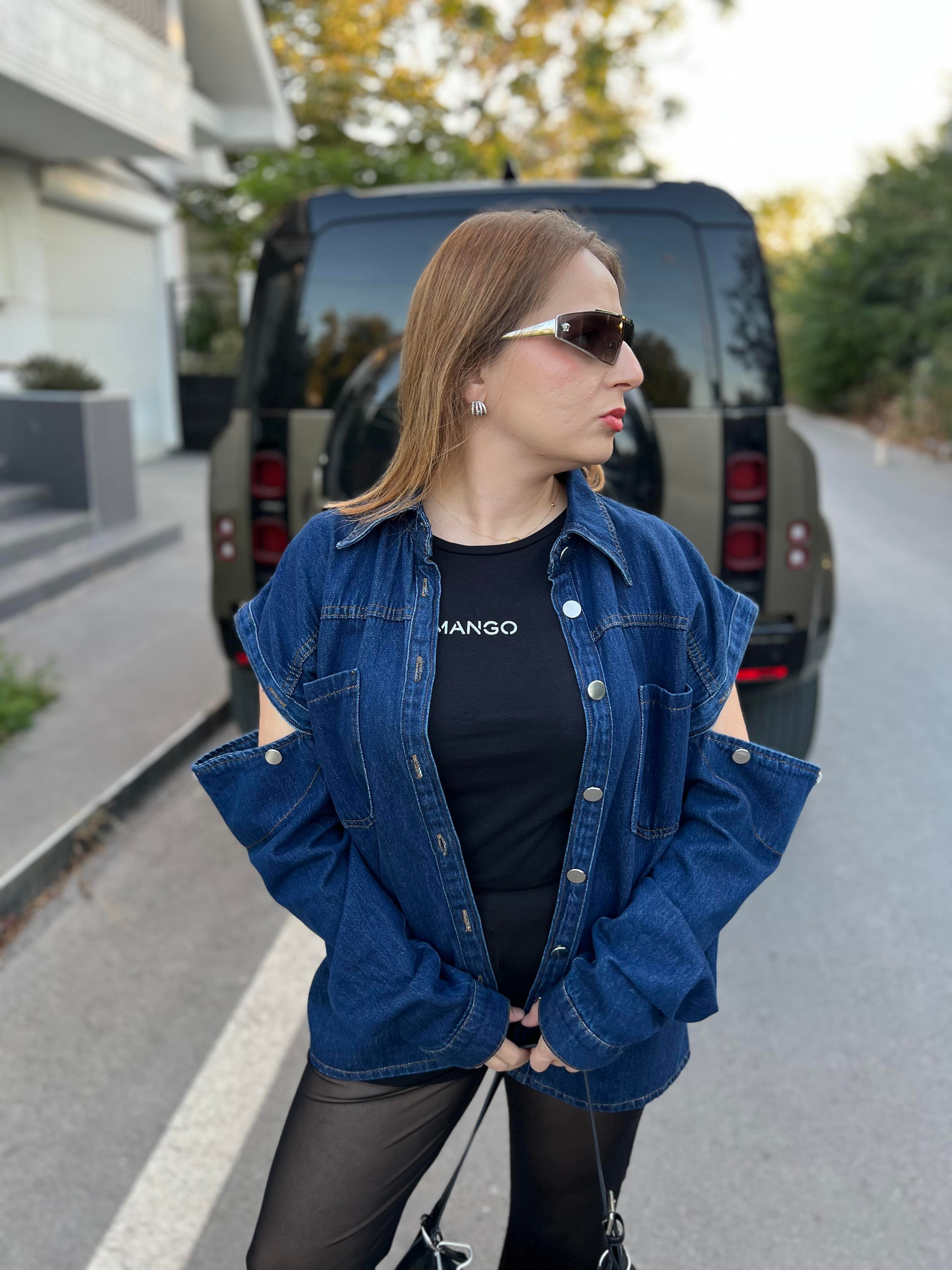 Kolları Açılabilen Tasarım Mavi Kot Gömlek