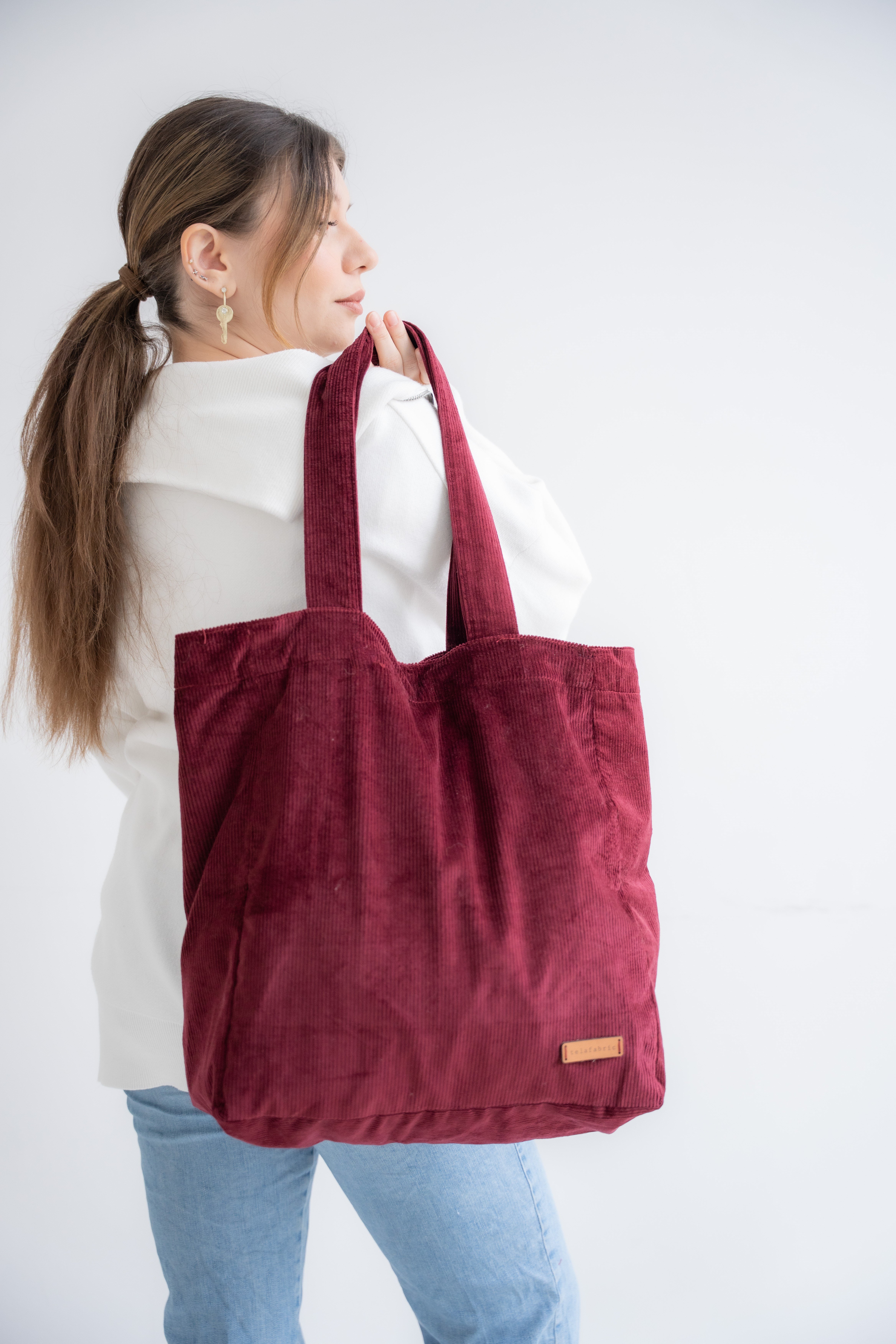 BORDO KADİFE TOTE ÇANTA