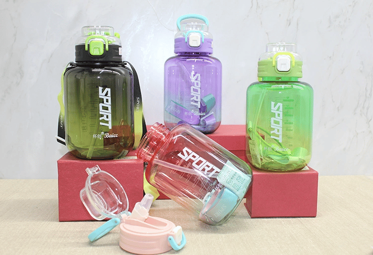 1100 ml Pipetli Su Matarası Suluk