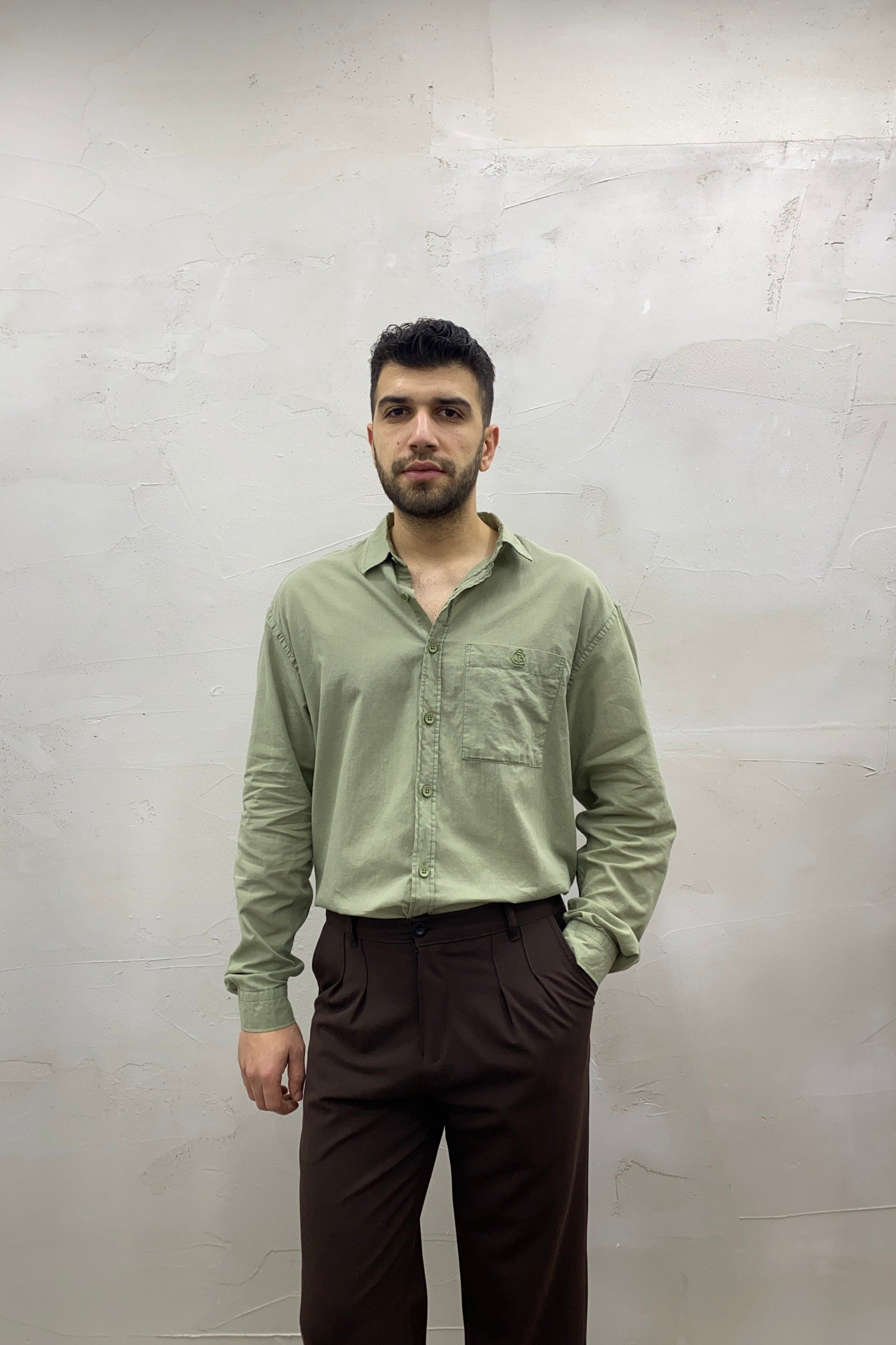 %100 Pamuk Haki Yeşili Tek Cepli Oversize Gömlek