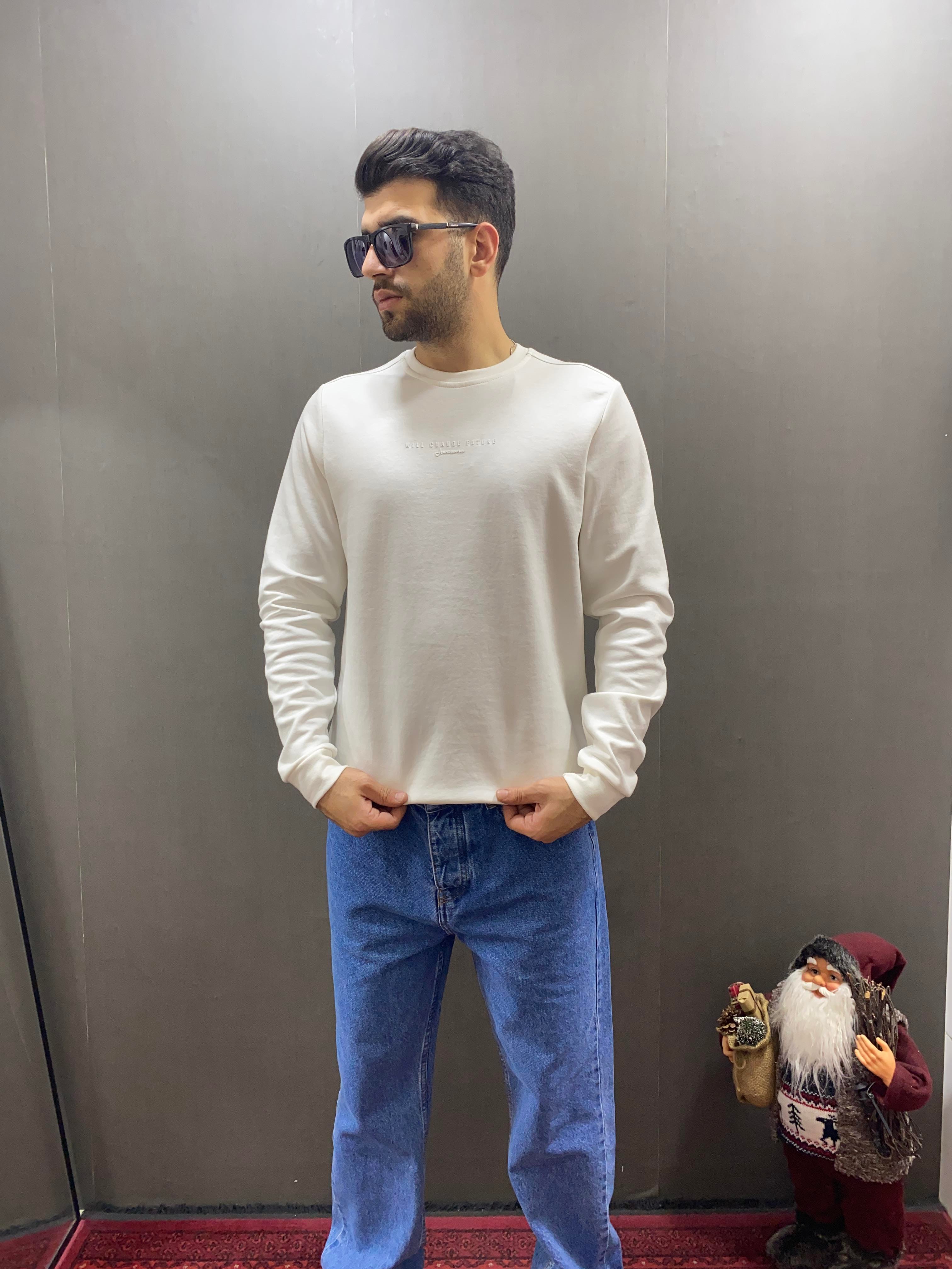 Beyaz Minimal Baskılı Sweatshirt