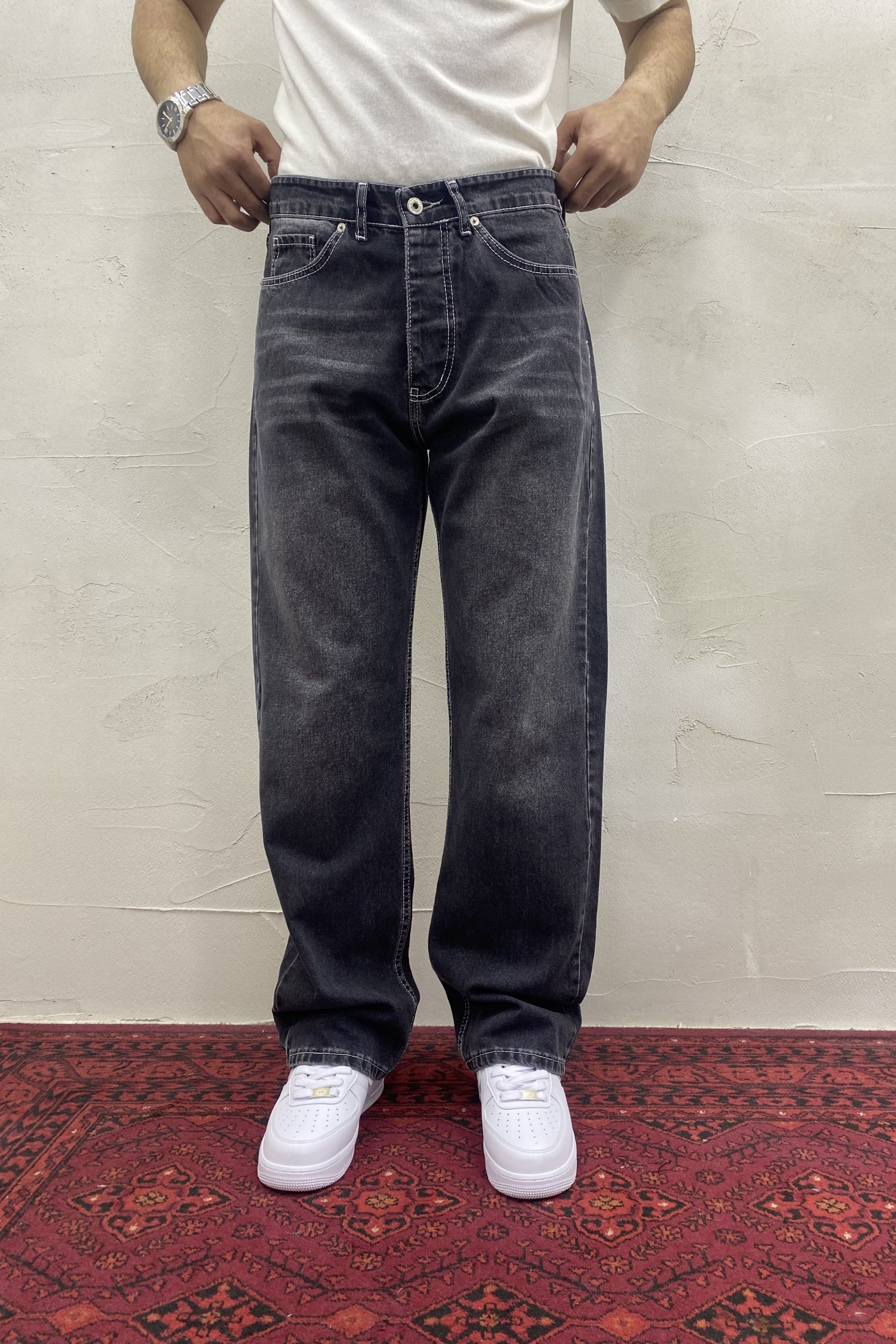 Siyah Dikiş Detaylı Baggy Jean