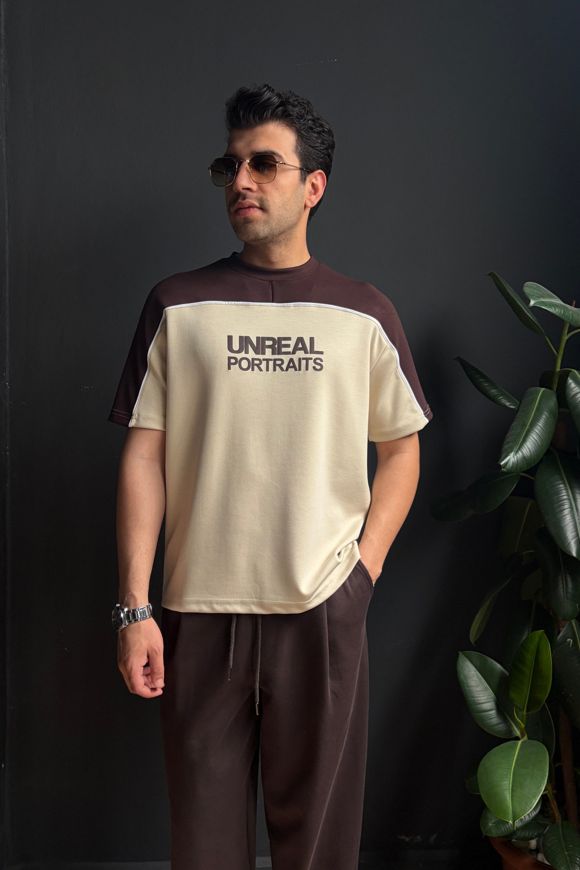 Unreal Baskılı Çift Renk Kahverengi Tişört