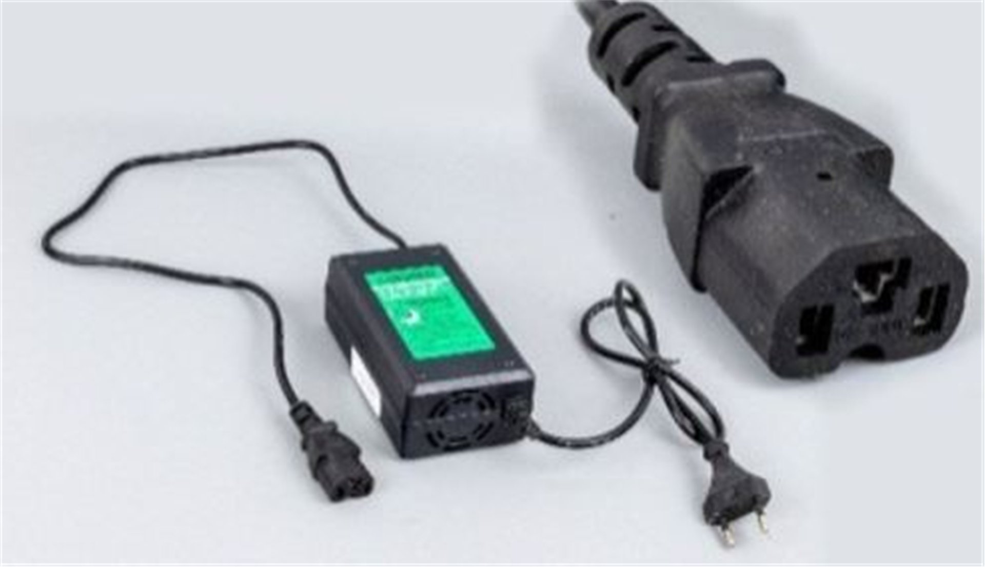 Powermaster Powermaster Pm-25755 Dc24V 1.5A Çay Toplama Makinesi Lı-Ion Şarj Adaptörü - Adaptörler