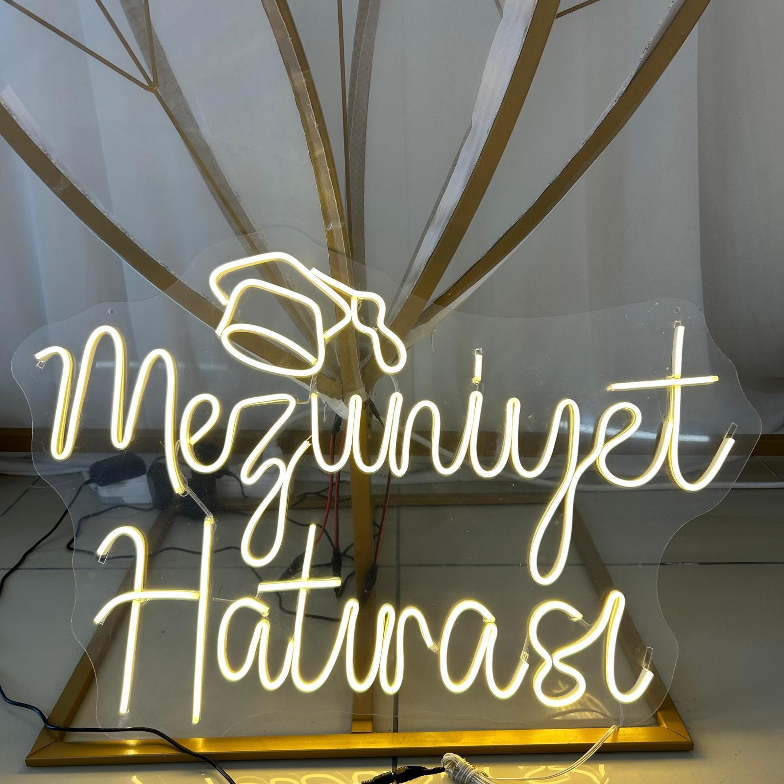 Mezuniyet Hatırası Neon (Taçlı)