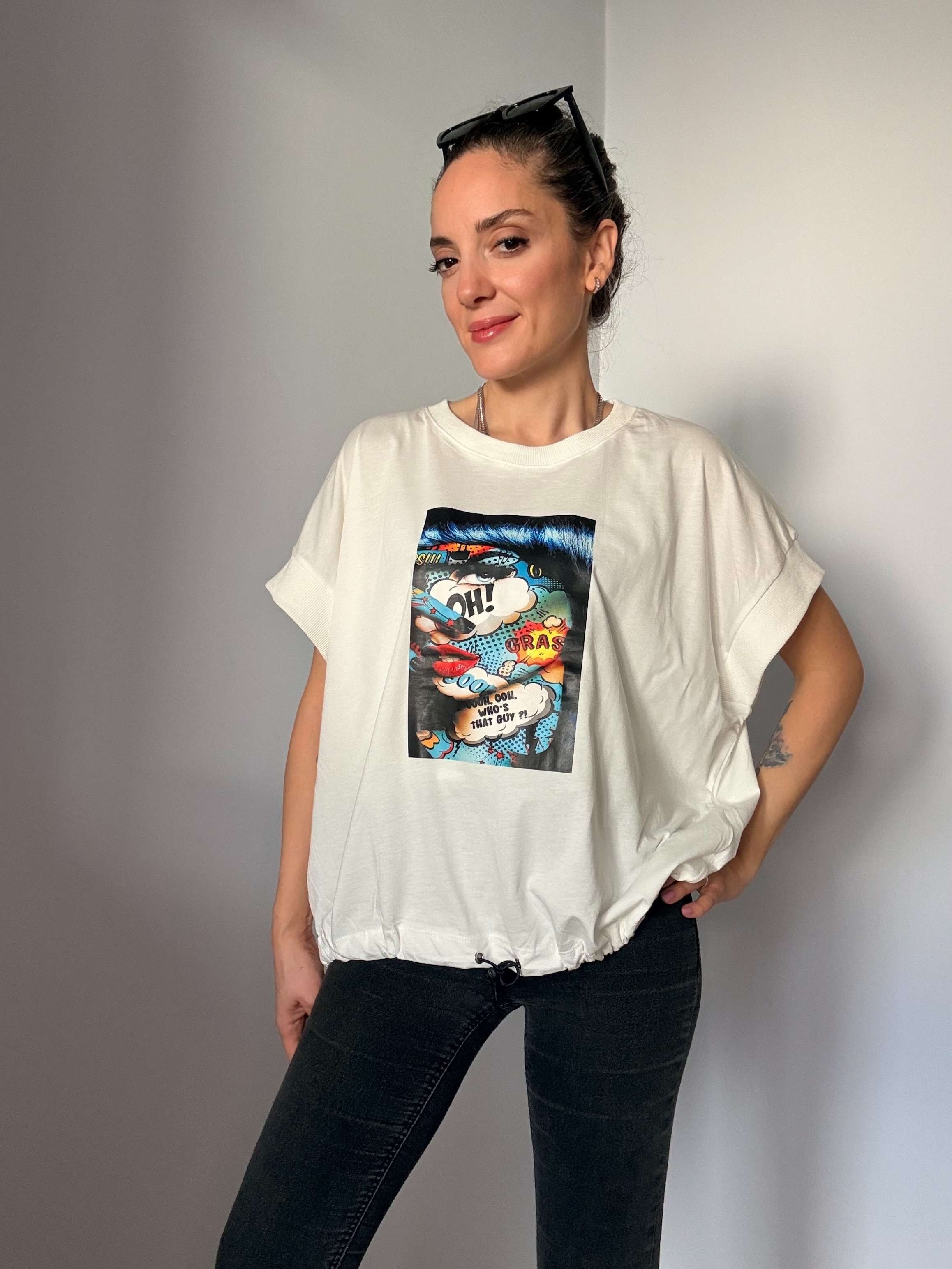 Beyaz Paint Girl Baskılı Alttan Büzmeli Tişört