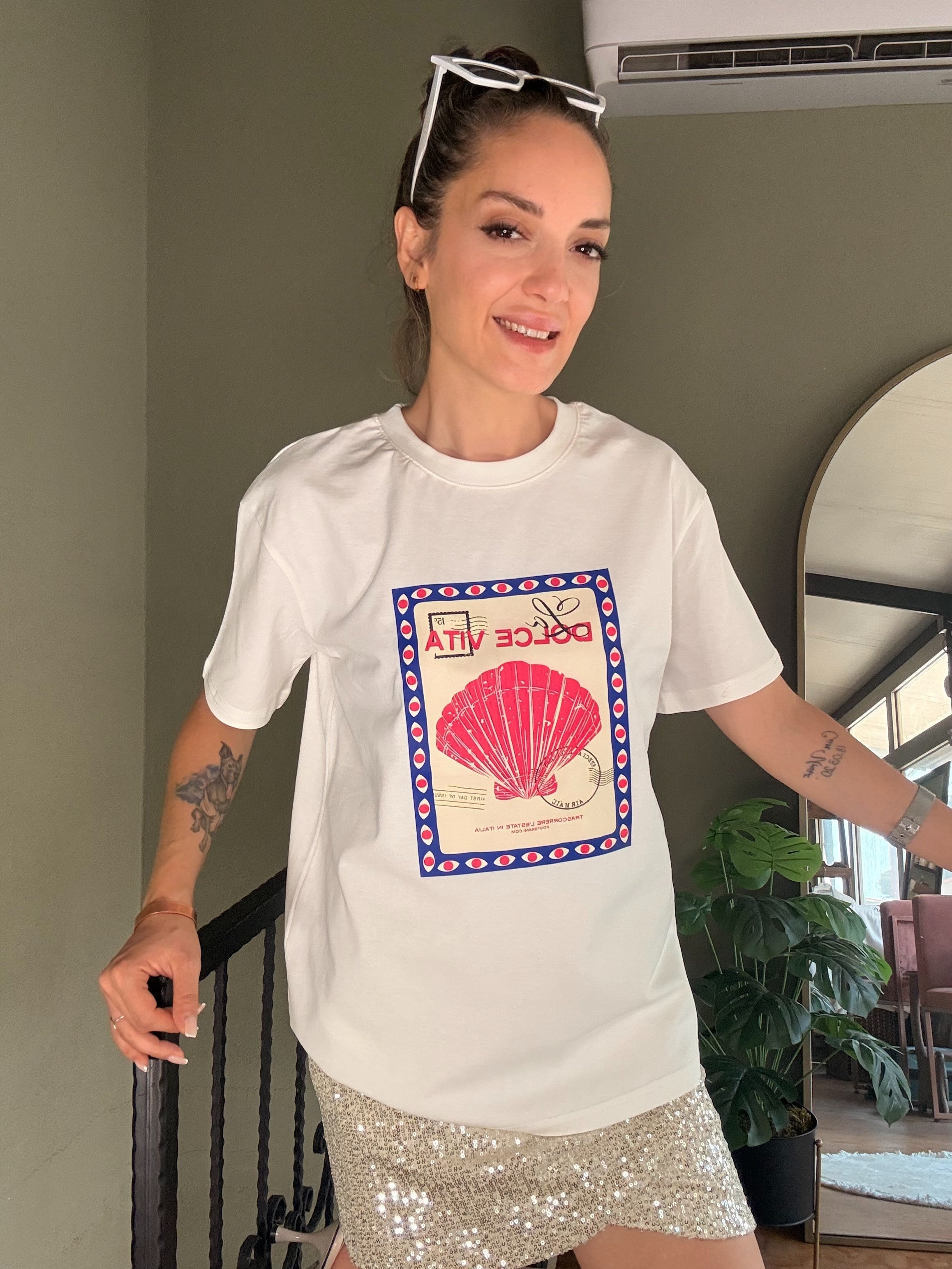 Ekru Dolce Vita Baskılı Tişört