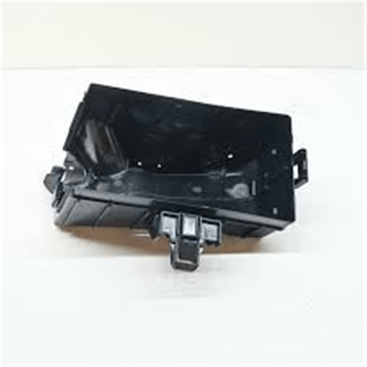 BOEM 5Q0907361G - Sigorta Kutu Kapagi Alt - Vw Golf7-arteon-t-roc-a3-leon-ateca-karoq-kodiaq